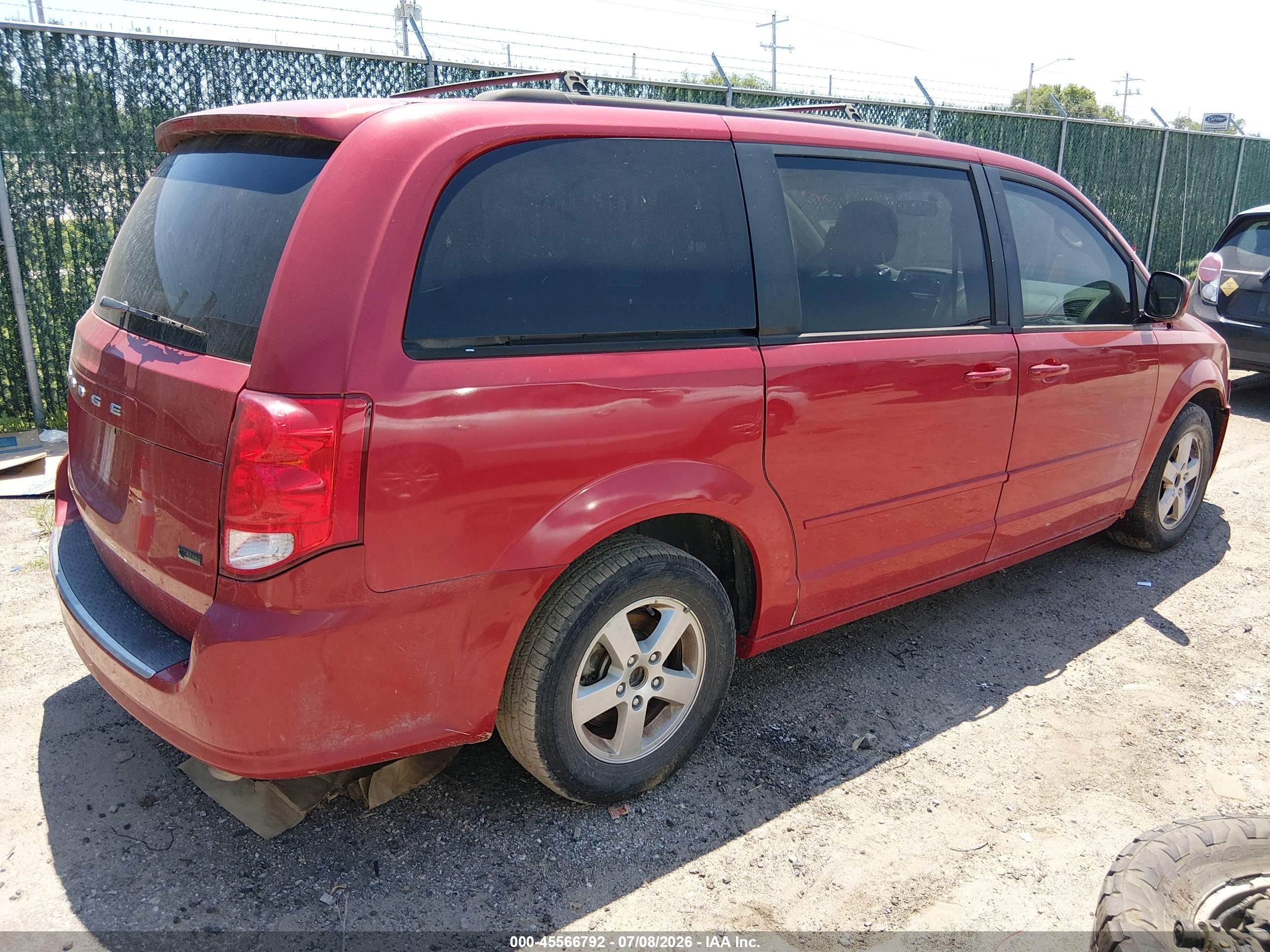 2013 Dodge Grand Caravan Sxt Red vin: 2C4RDGCG3DR626330