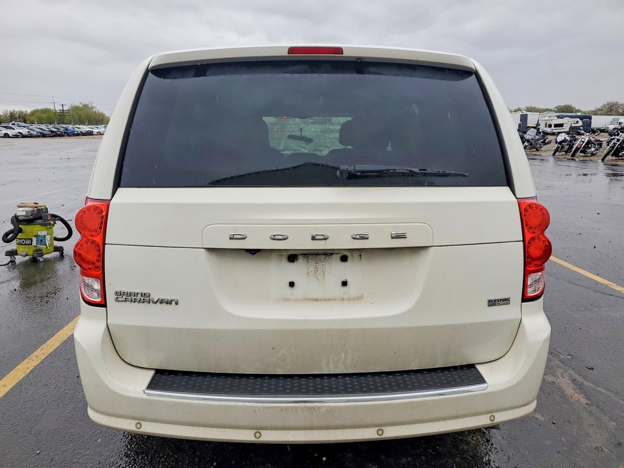 2013 Dodge Grand Caravan Sxt White vin: 2C4RDGCG3DR655729