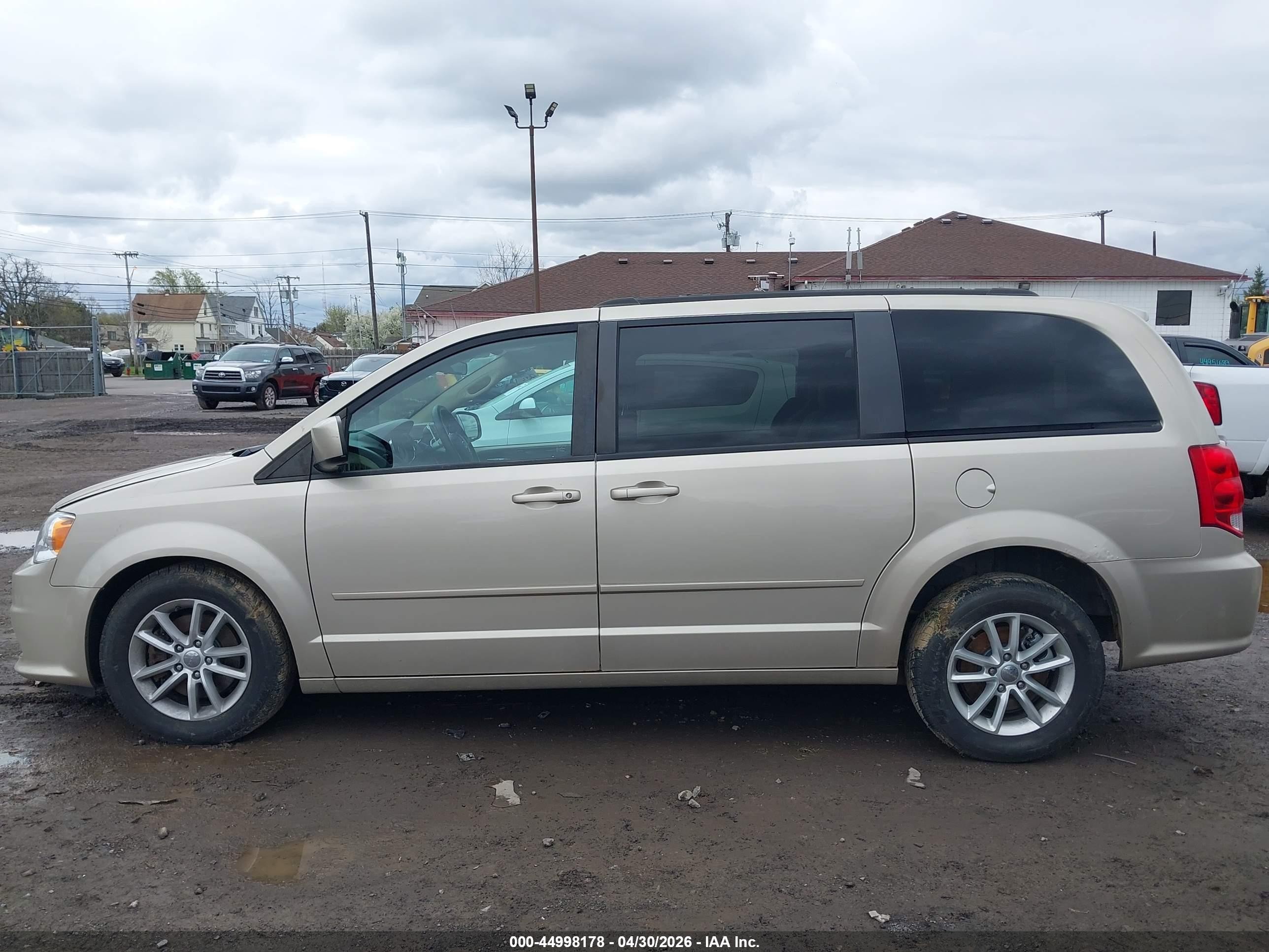 2014 Dodge Grand Caravan Sxt Beige vin: 2C4RDGCG3ER114021
