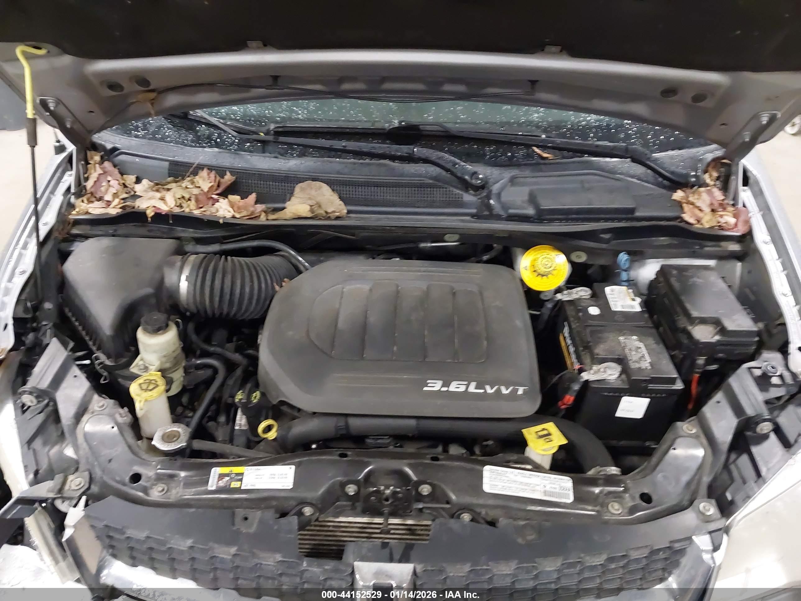 2014 Dodge Grand Caravan Sxt Silver vin: 2C4RDGCG3ER152932