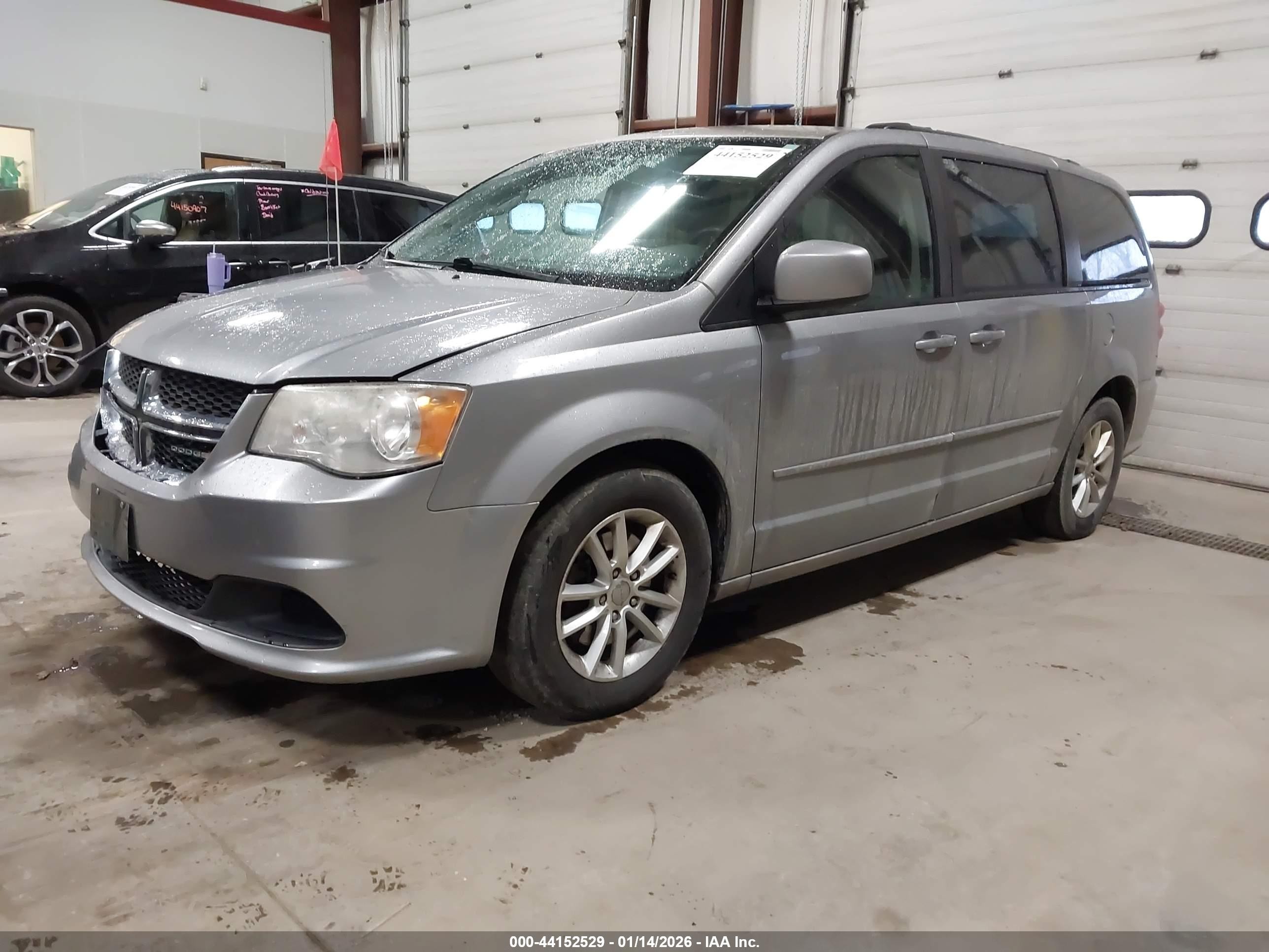 2014 Dodge Grand Caravan Sxt Silver vin: 2C4RDGCG3ER152932