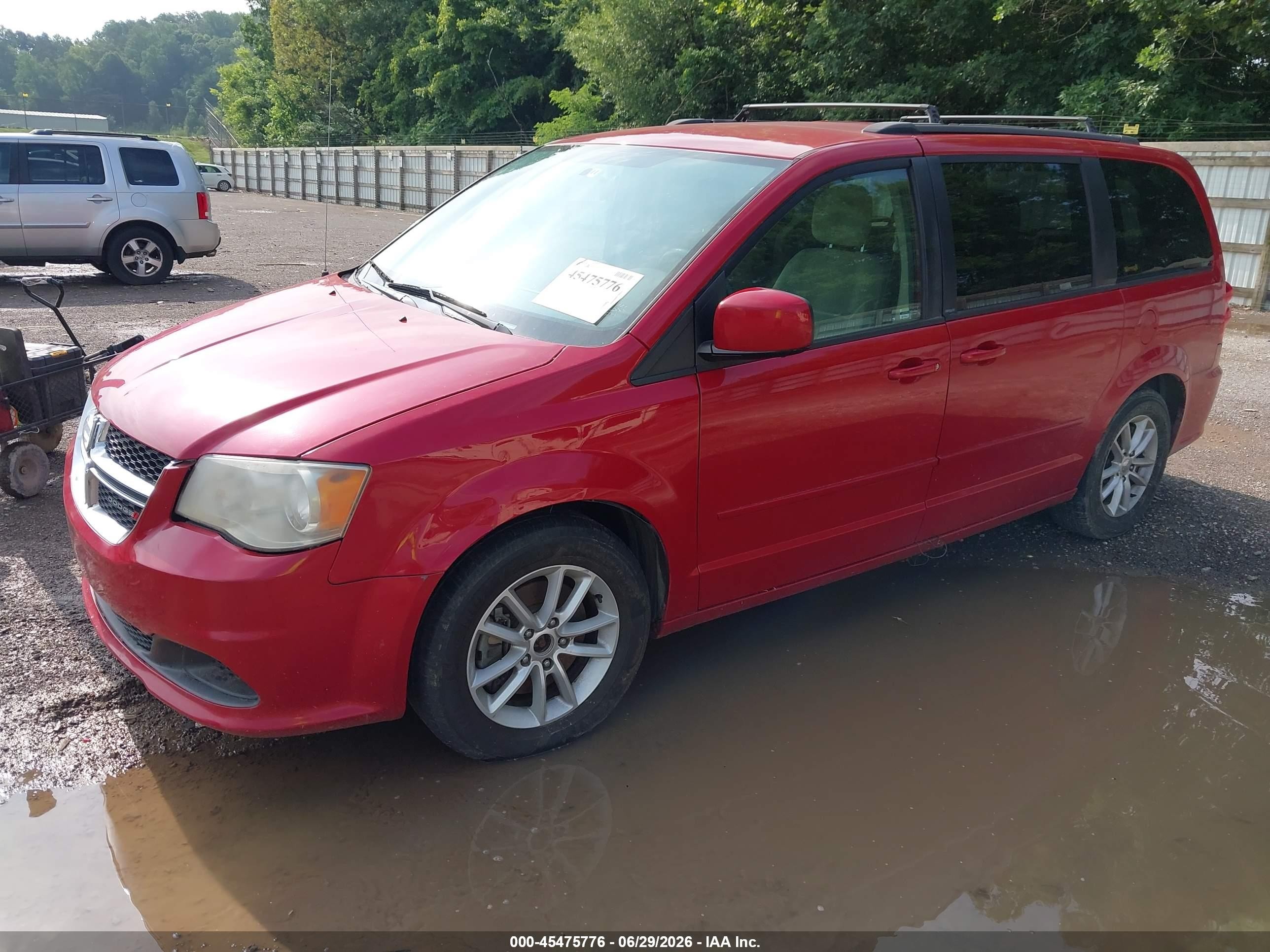 2014 Dodge Grand Caravan Sxt Red vin: 2C4RDGCG3ER155636