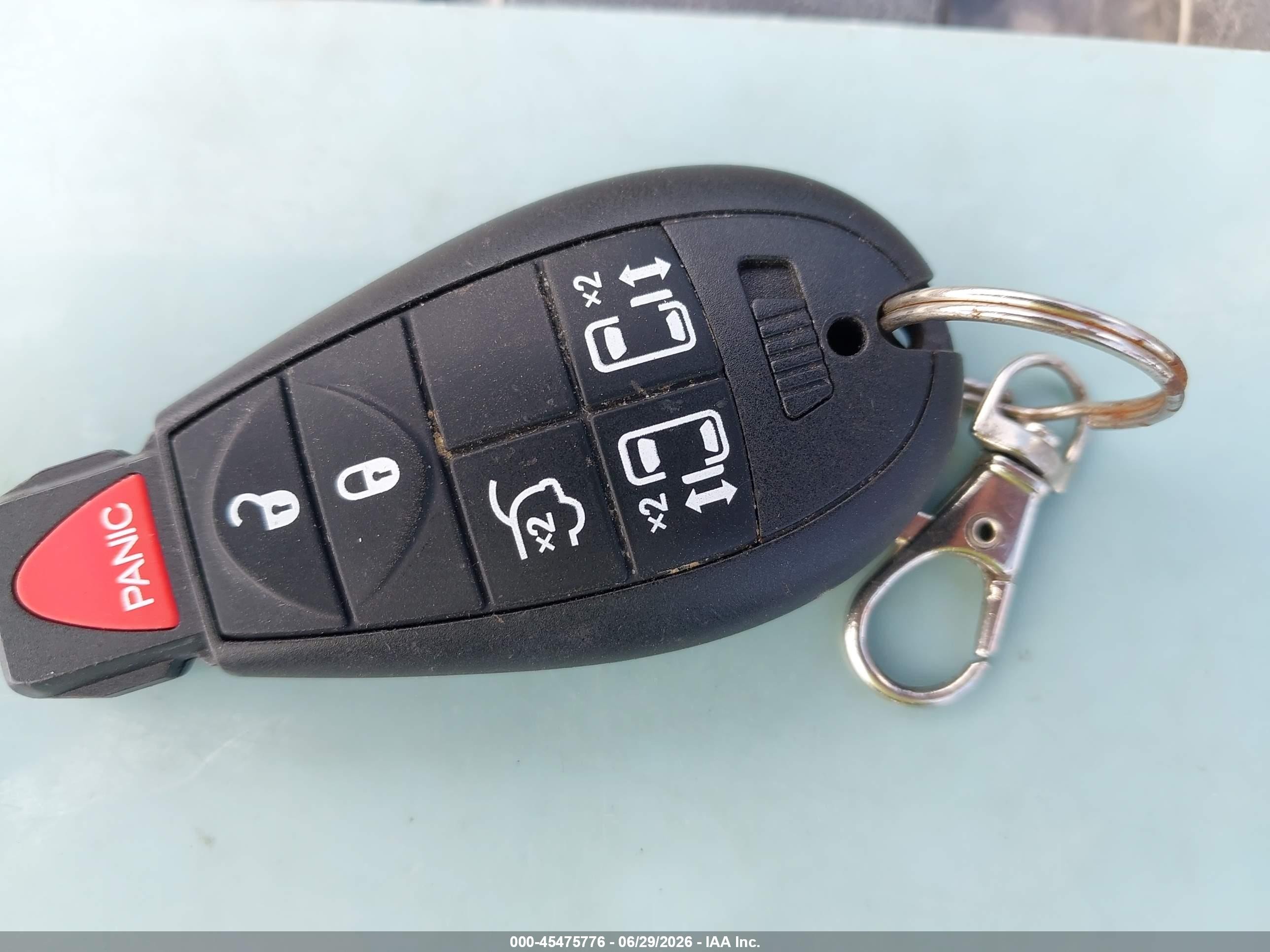 2014 Dodge Grand Caravan Sxt Red vin: 2C4RDGCG3ER155636