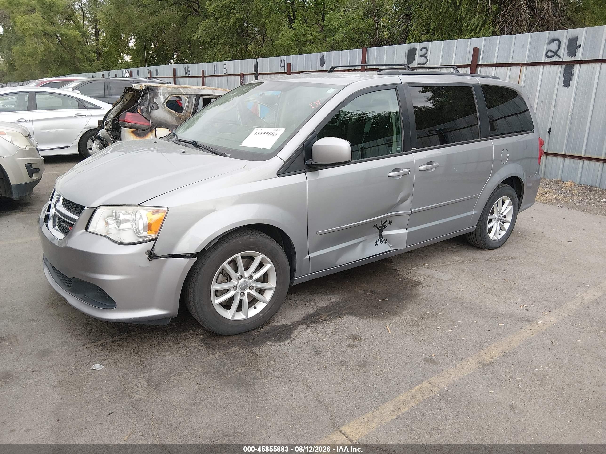 2014 Dodge Grand Caravan Sxt Silver vin: 2C4RDGCG3ER180908