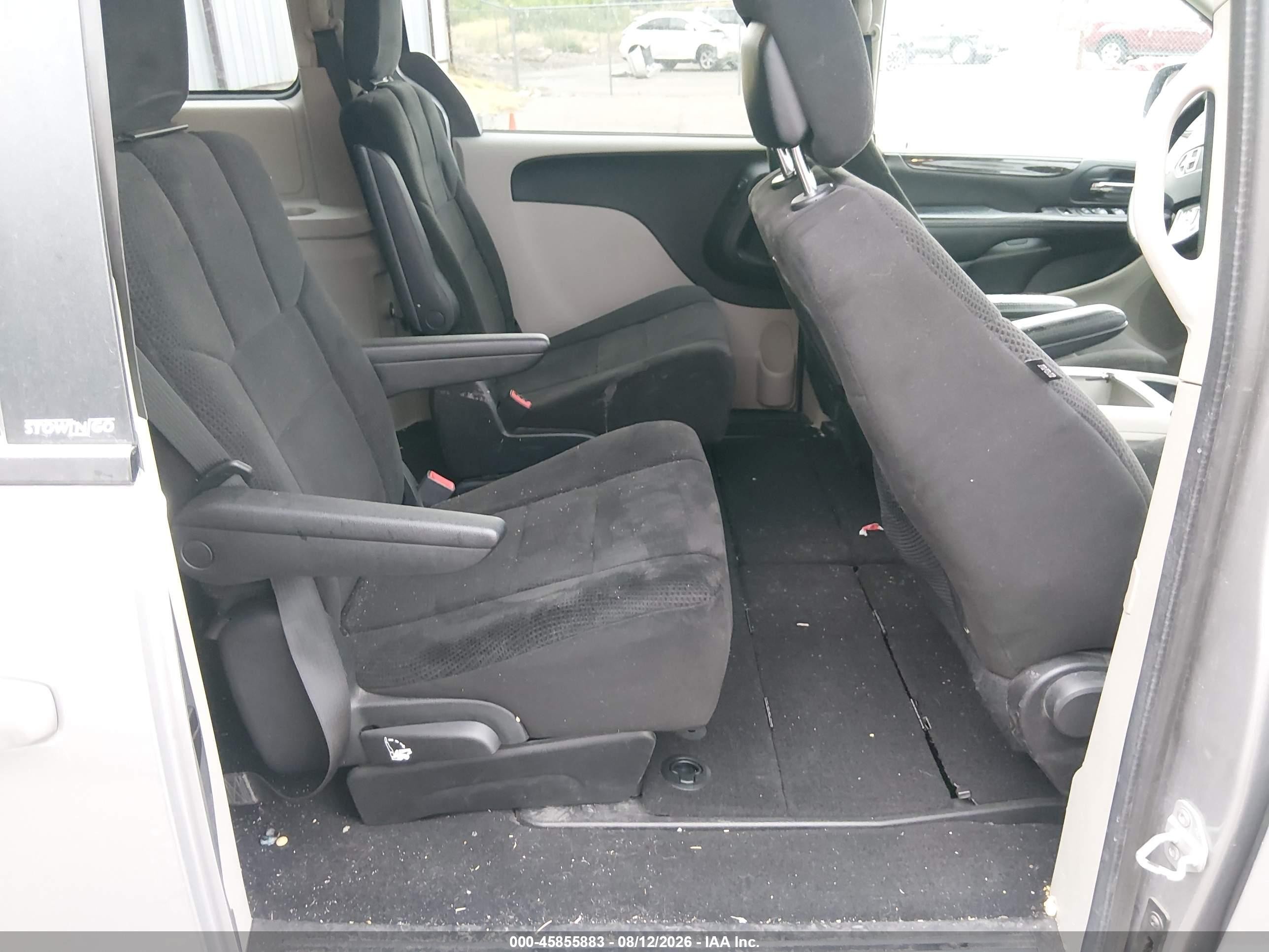 2014 Dodge Grand Caravan Sxt Silver vin: 2C4RDGCG3ER180908