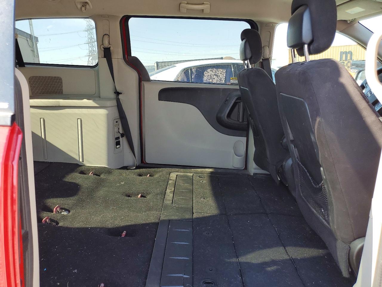 2014 Dodge Grand Caravan Red vin: 2C4RDGCG3ER183727