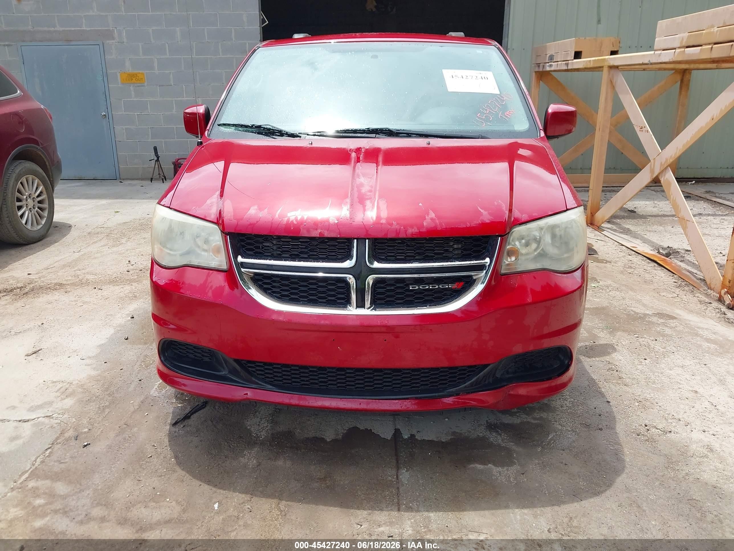 2014 Dodge Grand Caravan Sxt Красный vin: 2C4RDGCG3ER347459