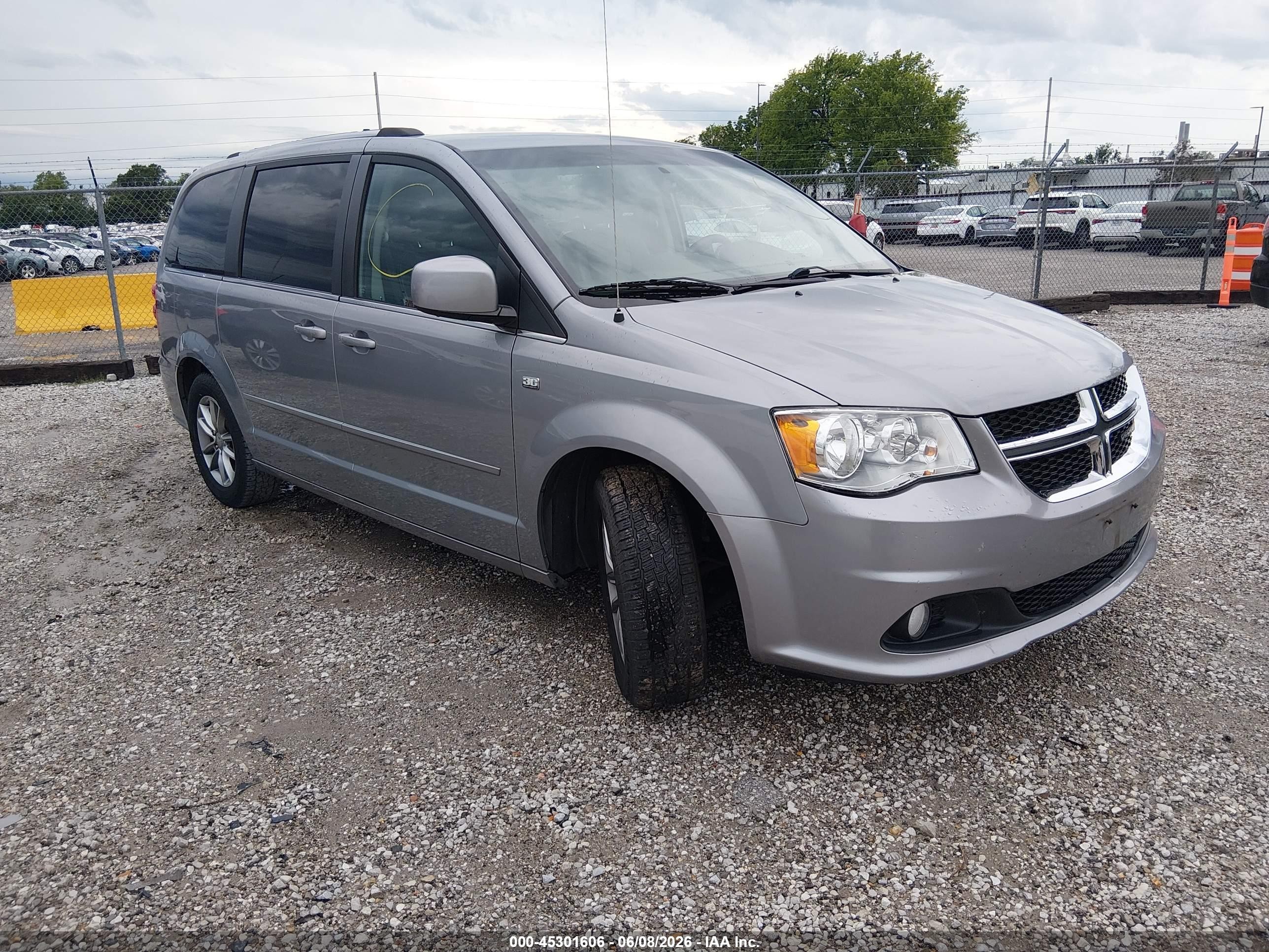2014 Dodge Grand Caravan Sxt 30th Anniversary Silver vin: 2C4RDGCG3ER376721