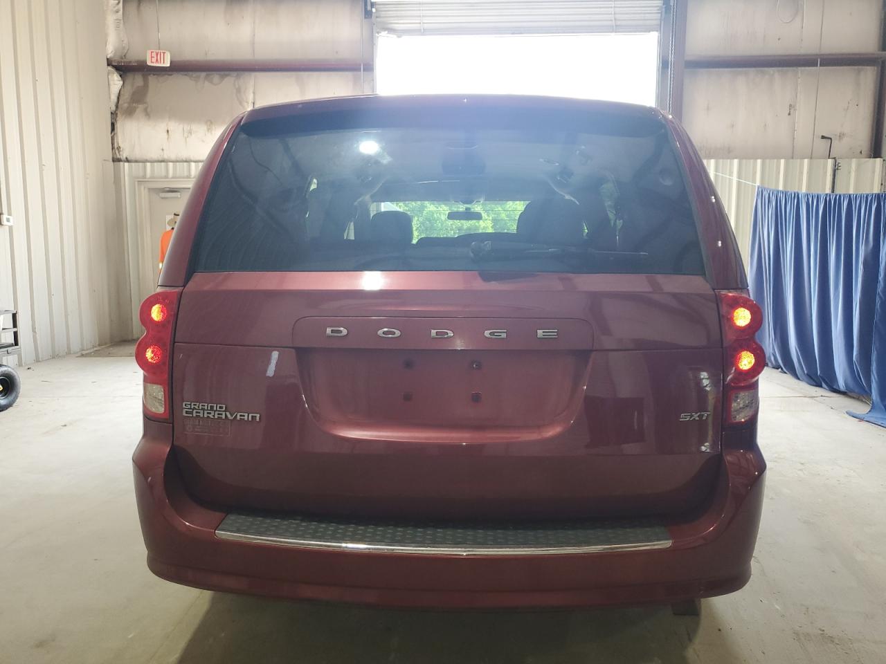2014 Dodge Grand Caravan Sxt Red vin: 2C4RDGCG3ER422337