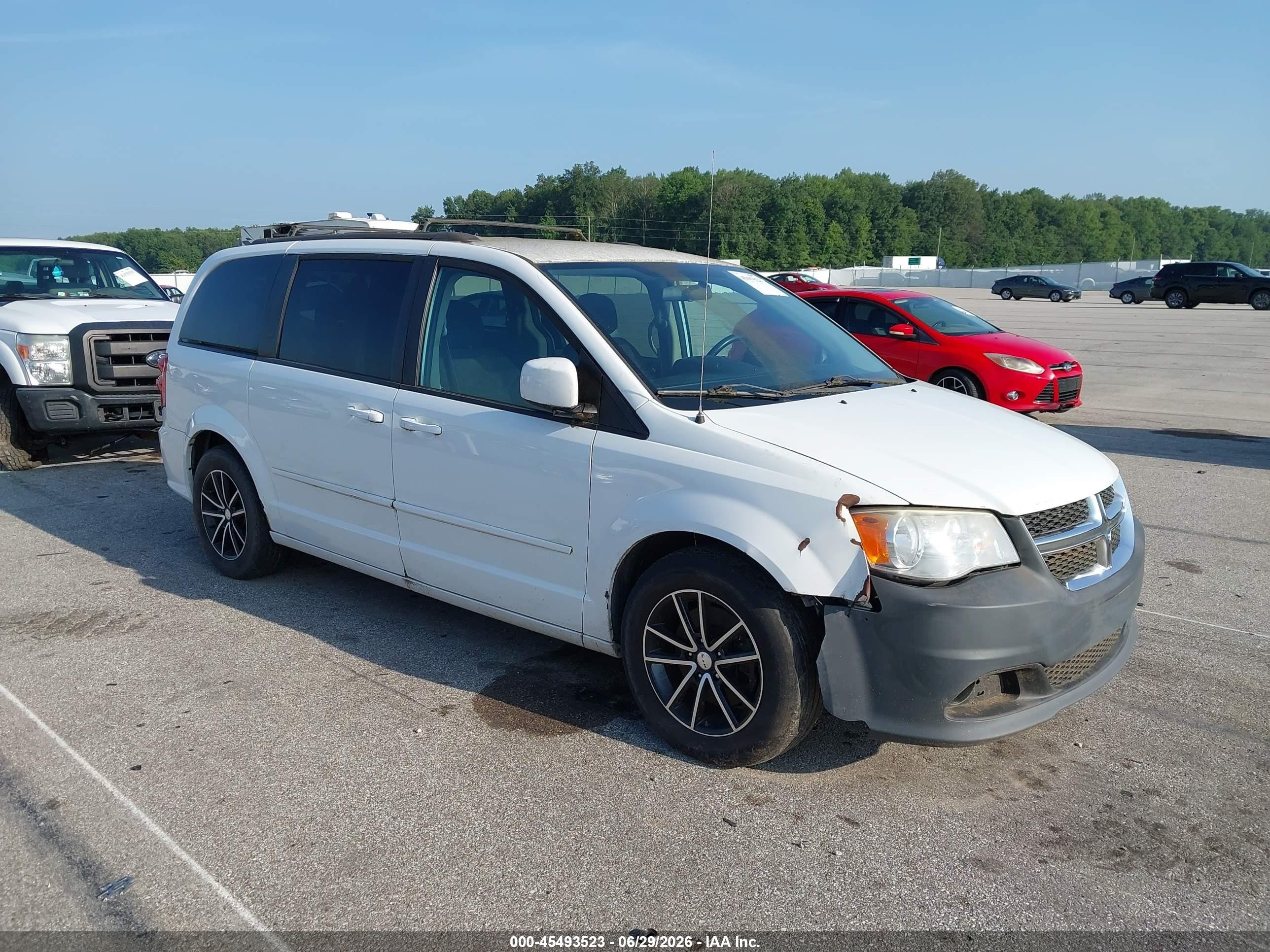 2014 Dodge Grand Caravan Sxt White vin: 2C4RDGCG3ER423276
