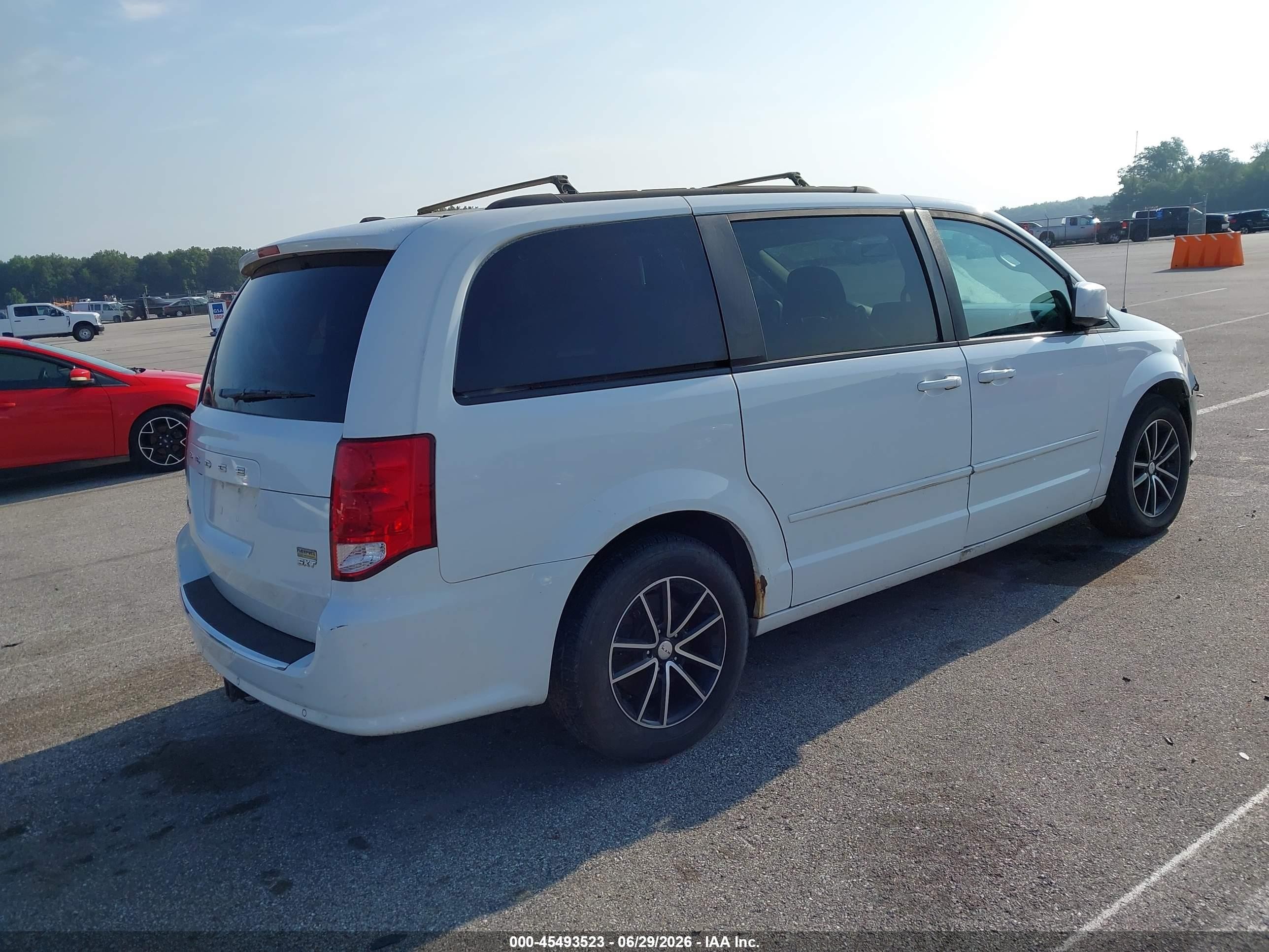 2014 Dodge Grand Caravan Sxt White vin: 2C4RDGCG3ER423276