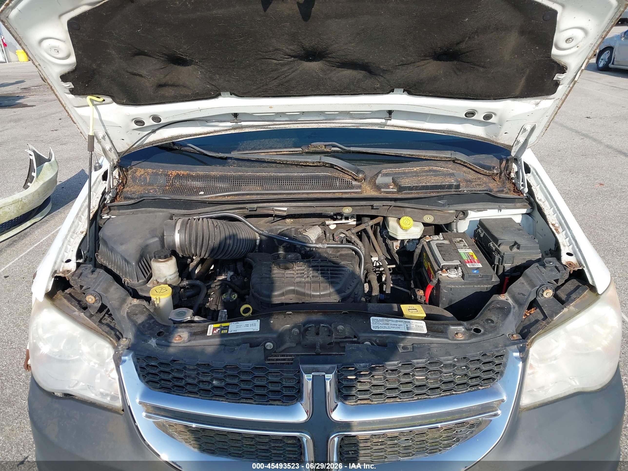 2014 Dodge Grand Caravan Sxt White vin: 2C4RDGCG3ER423276