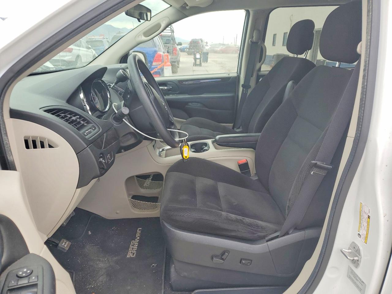 2015 Dodge Grand Caravan Sxt Белый vin: 2C4RDGCG3FR509740