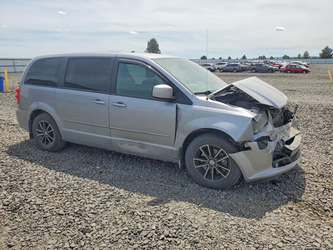 2015 Dodge Grand Caravan Sxt Silver vin: 2C4RDGCG3FR523931