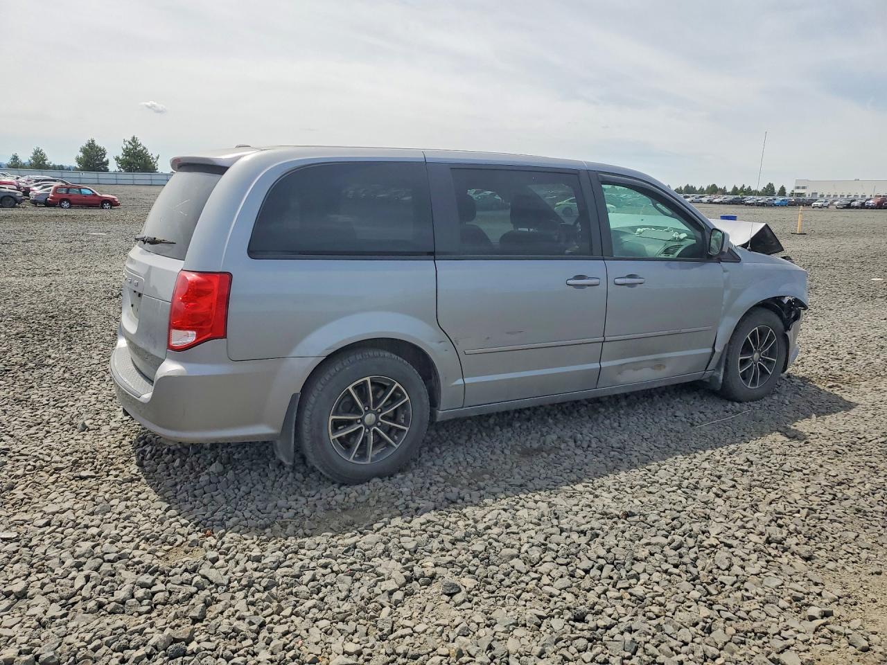 2015 Dodge Grand Caravan Sxt Silver vin: 2C4RDGCG3FR523931