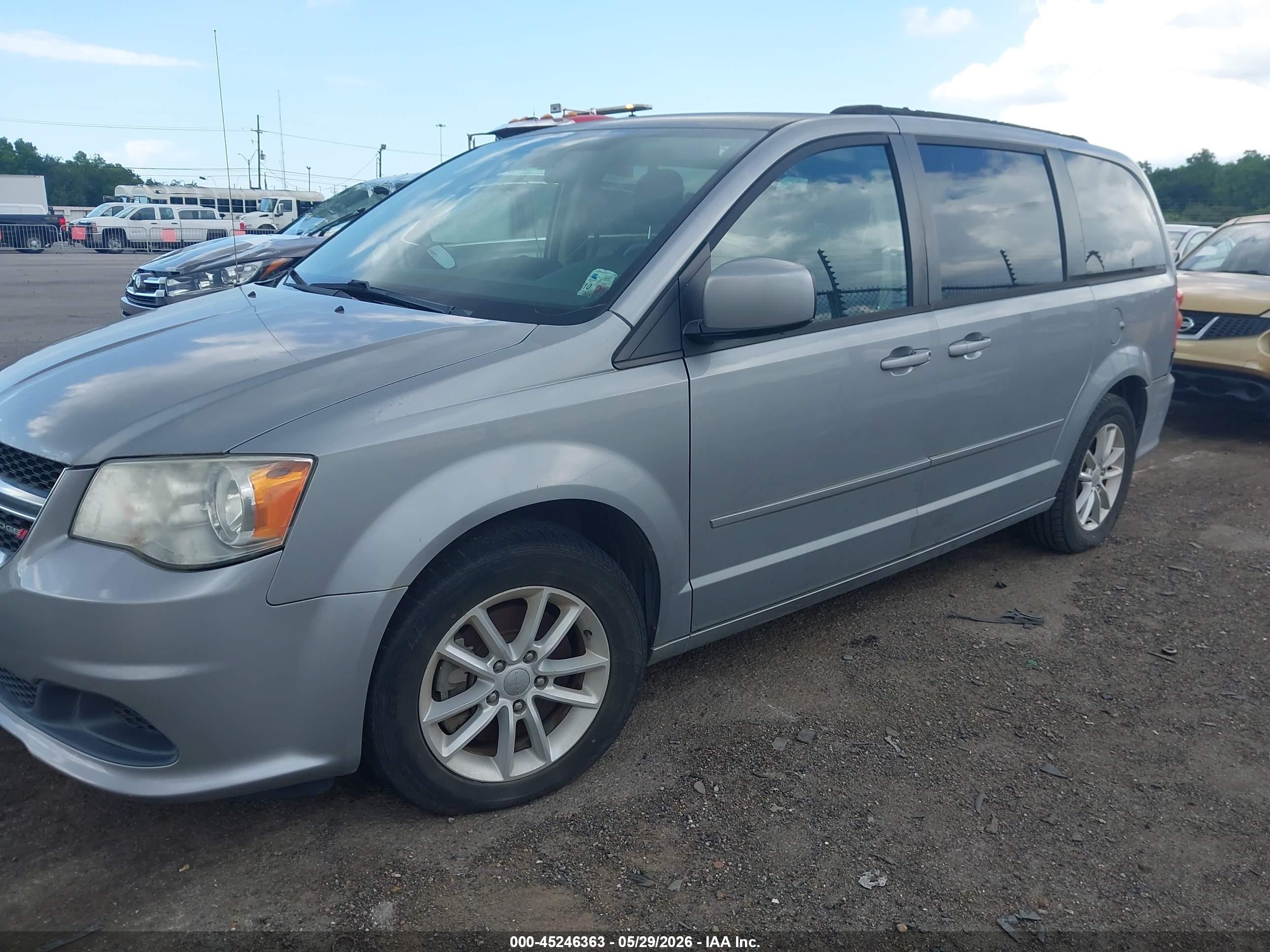 2015 Dodge Grand Caravan Sxt Silver vin: 2C4RDGCG3FR535772