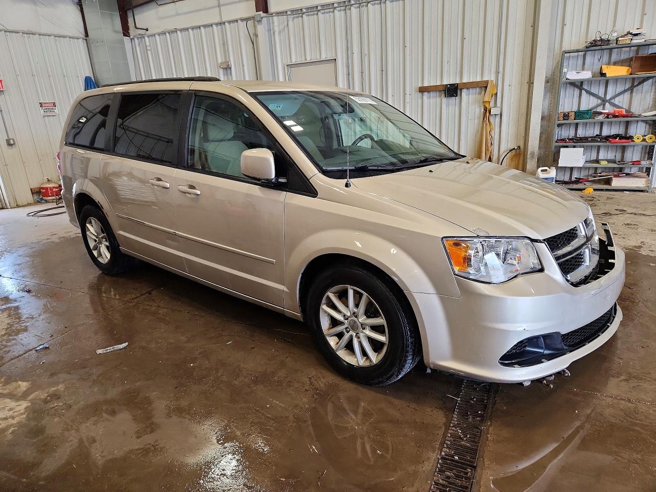 2015 Dodge Grand Caravan Sxt Tan vin: 2C4RDGCG3FR559702