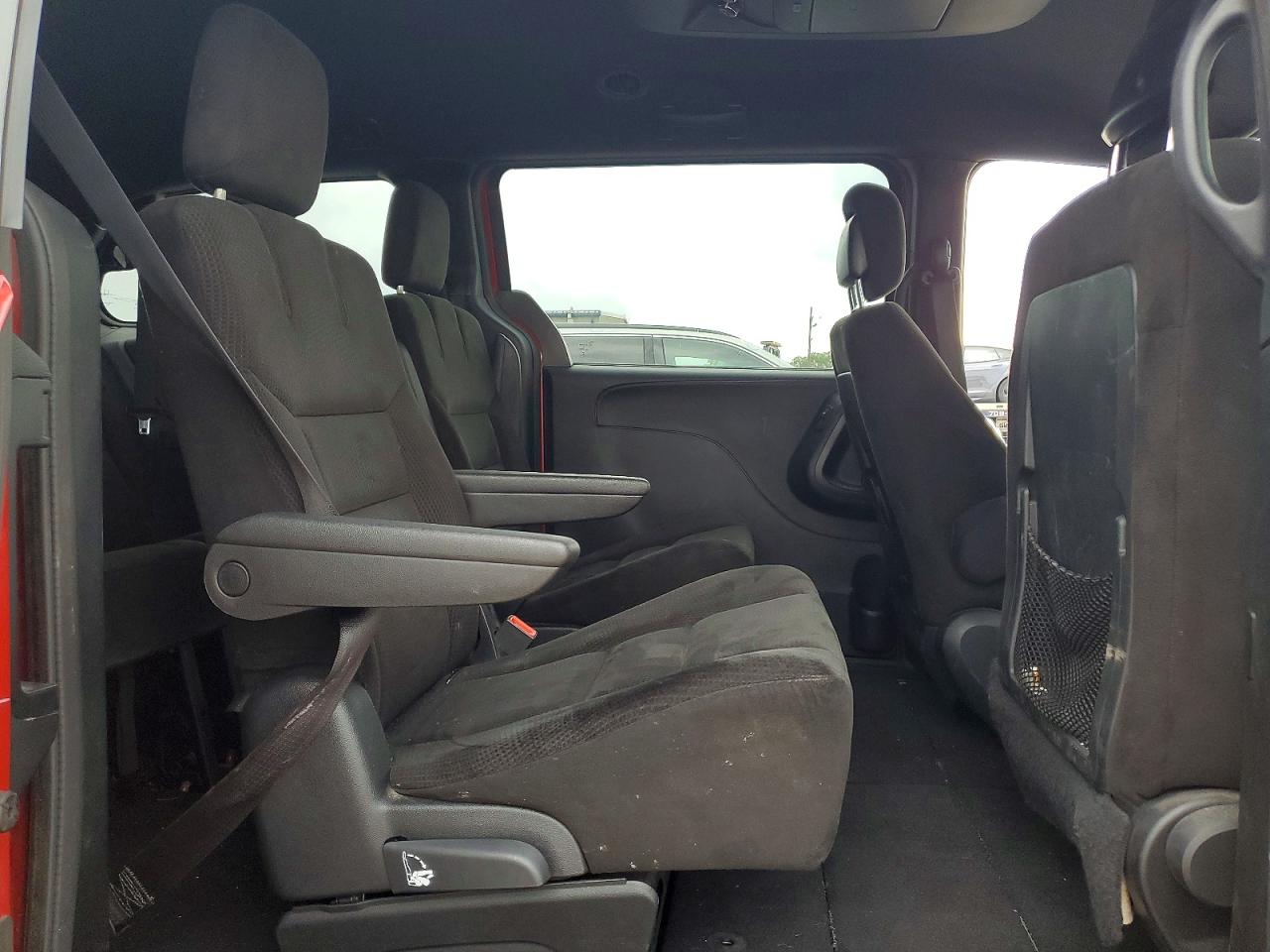 2015 Dodge Grand Caravan Sxt Красный vin: 2C4RDGCG3FR599133
