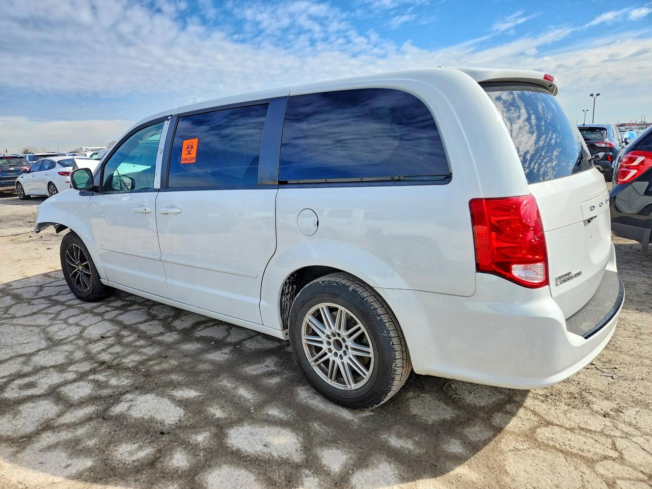 2015 Dodge Grand Caravan Sxt White vin: 2C4RDGCG3FR623821