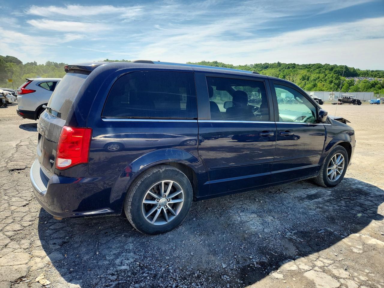 2015 Dodge Grand Caravan Sxt Синий vin: 2C4RDGCG3FR651604