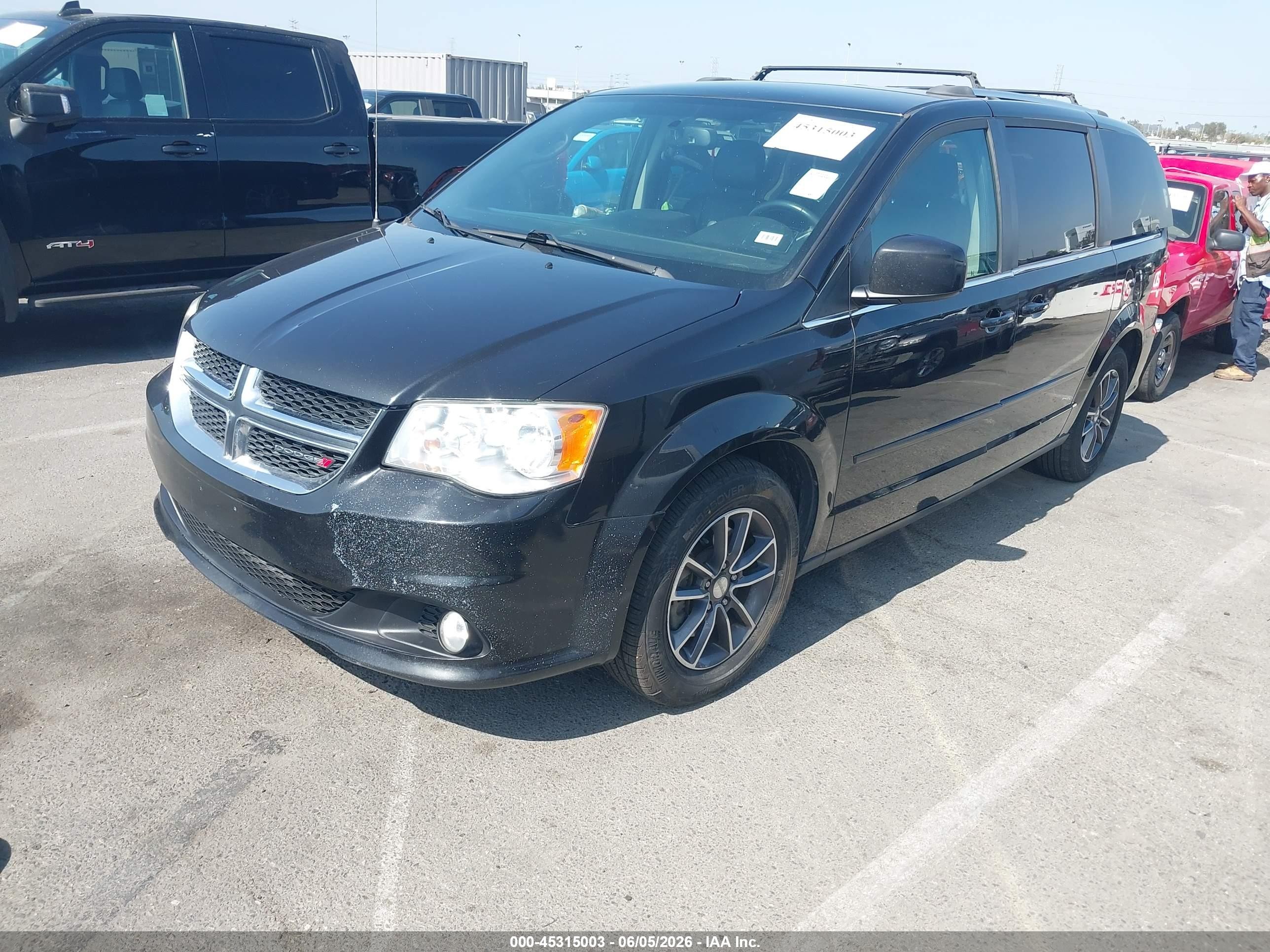 2017 Dodge Grand Caravan Sxt Черный vin: 2C4RDGCG3HR750359