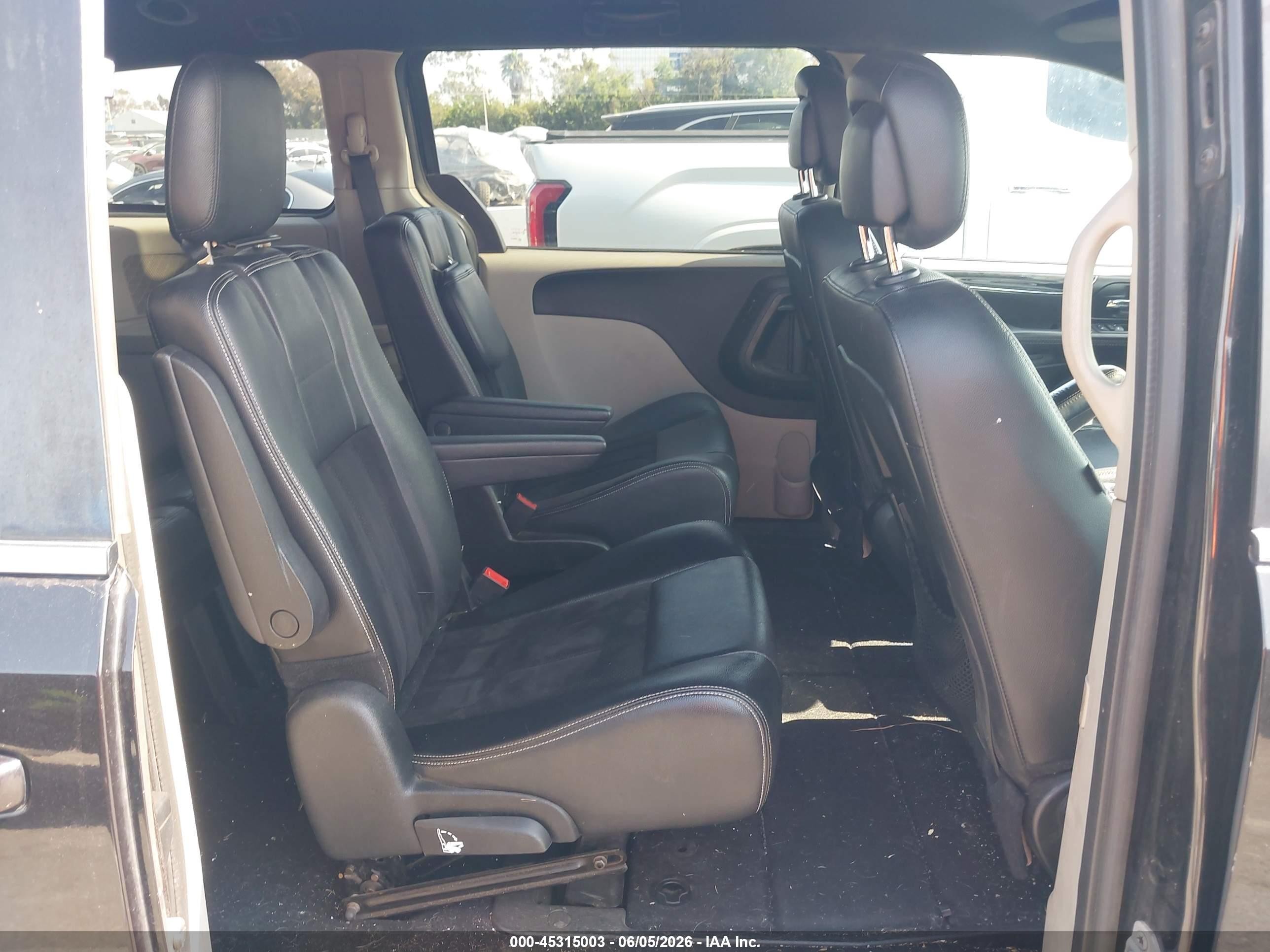 2017 Dodge Grand Caravan Sxt Черный vin: 2C4RDGCG3HR750359