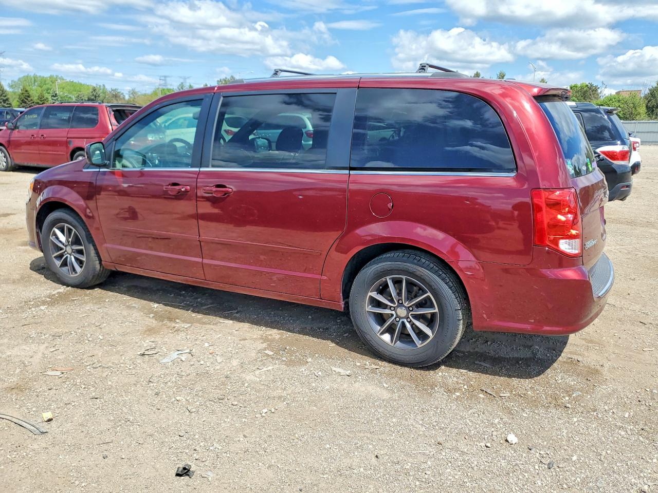 2017 Dodge Grand Caravan Sxt Red vin: 2C4RDGCG3HR814092