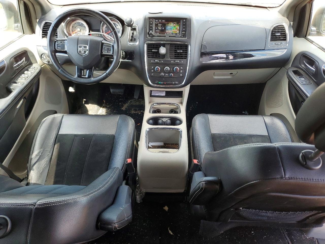 2017 Dodge Grand Caravan Sxt Red vin: 2C4RDGCG3HR814092