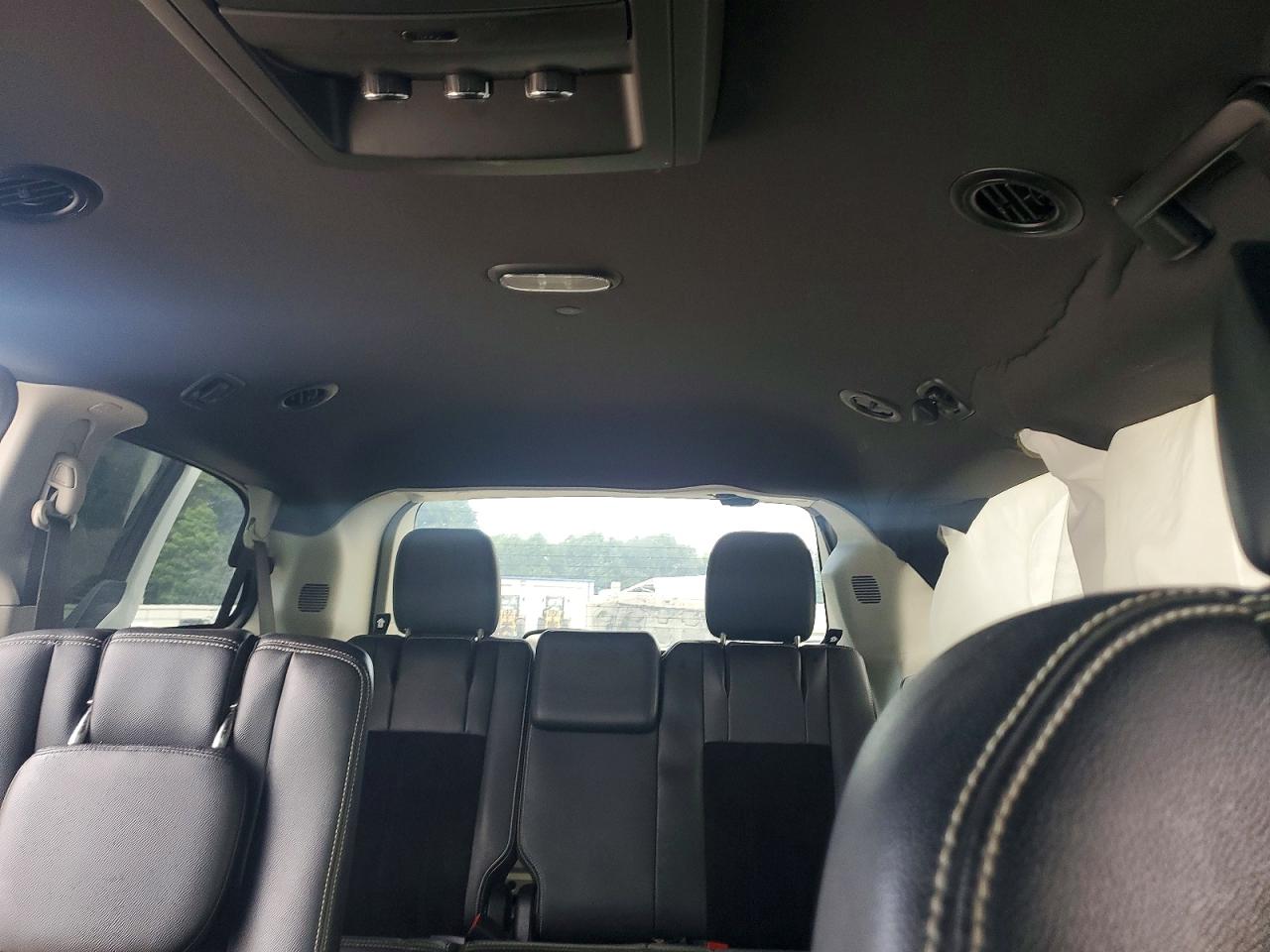 2018 Dodge Grand Caravan Sxt White vin: 2C4RDGCG3JR134358
