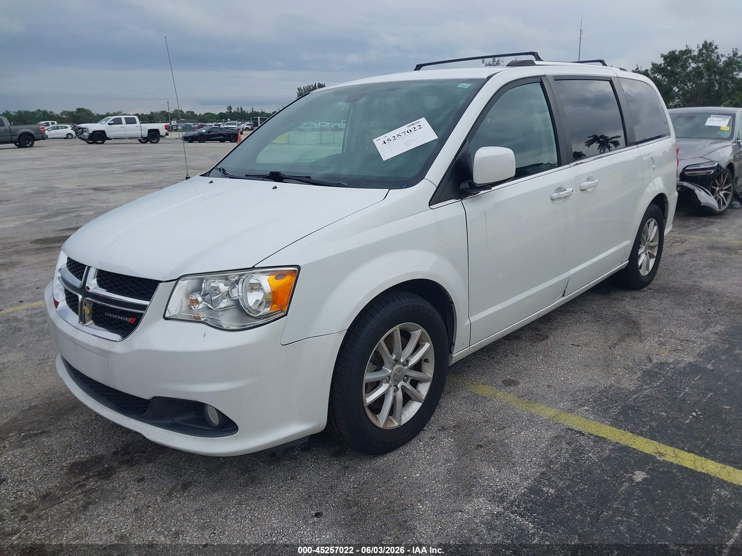 2019 Dodge Grand Caravan Sxt Белый vin: 2C4RDGCG3KR514298