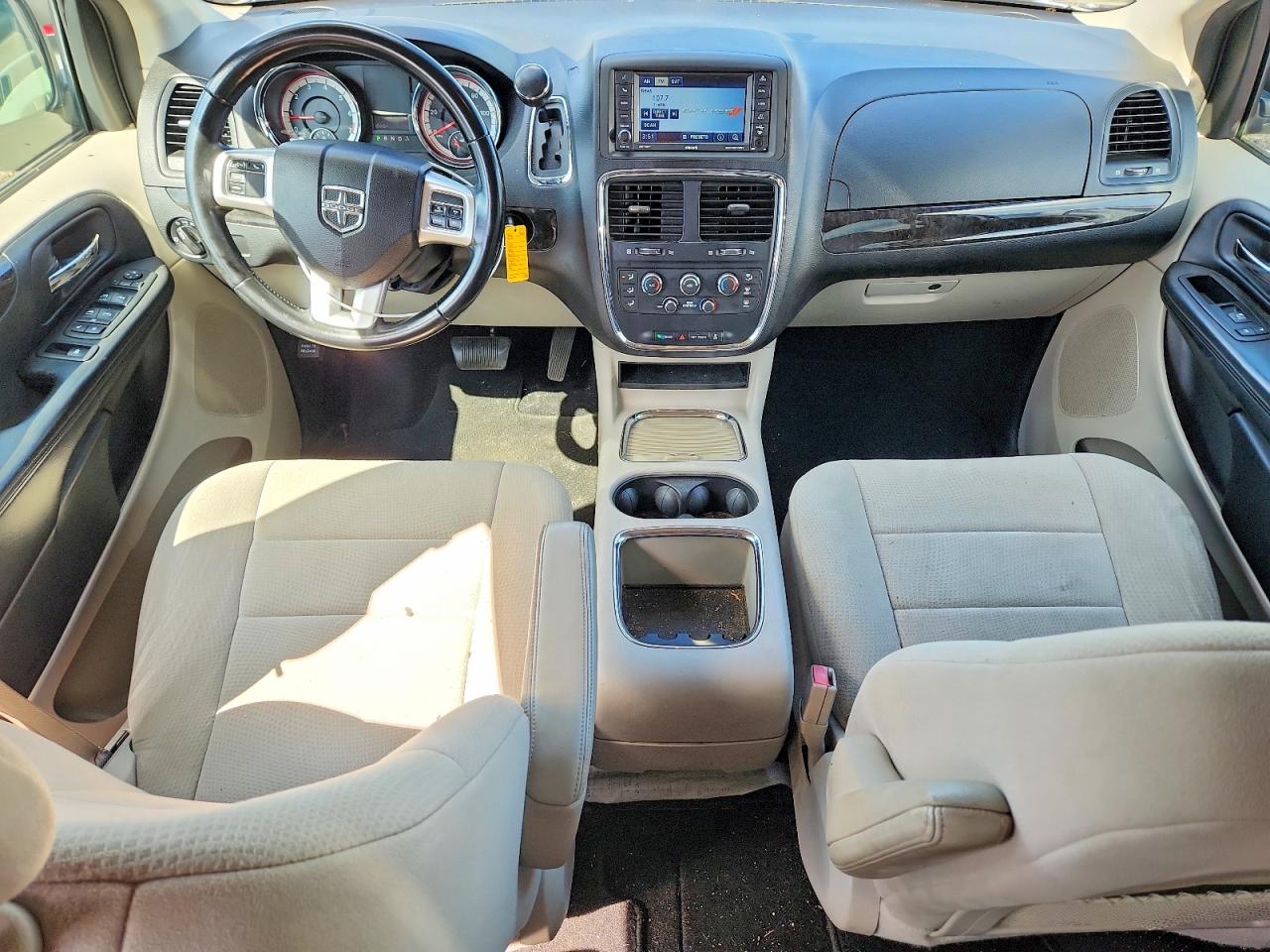 2012 Dodge Grand Caravan Sxt White vin: 2C4RDGCG4CR130578