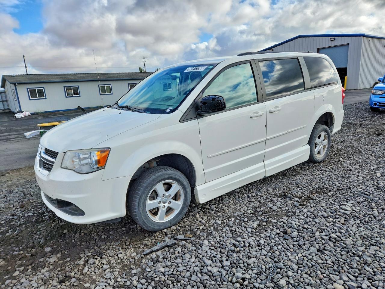 2012 Dodge Grand Caravan Sxt White vin: 2C4RDGCG4CR153939