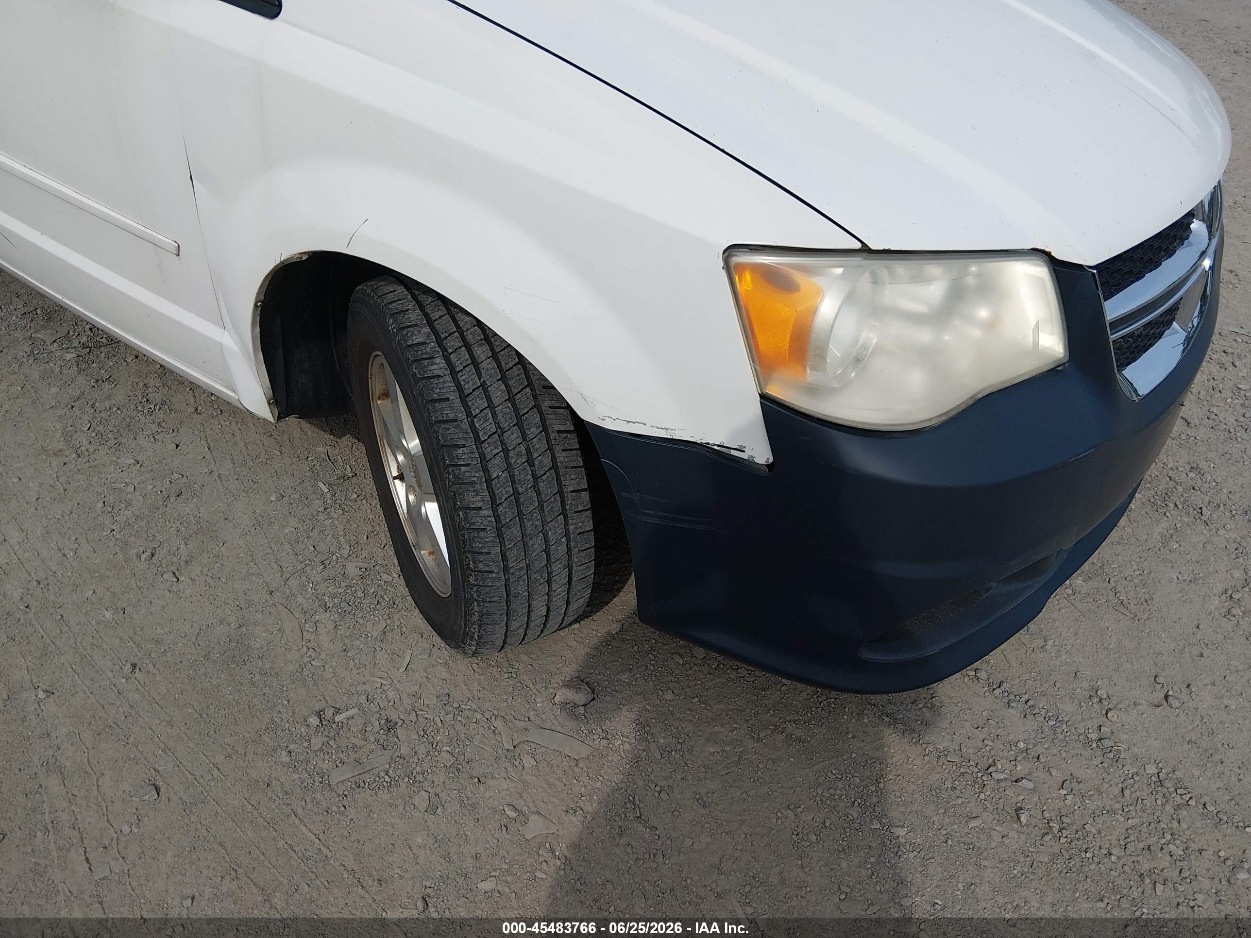 2012 Dodge Grand Caravan Sxt White vin: 2C4RDGCG4CR197147