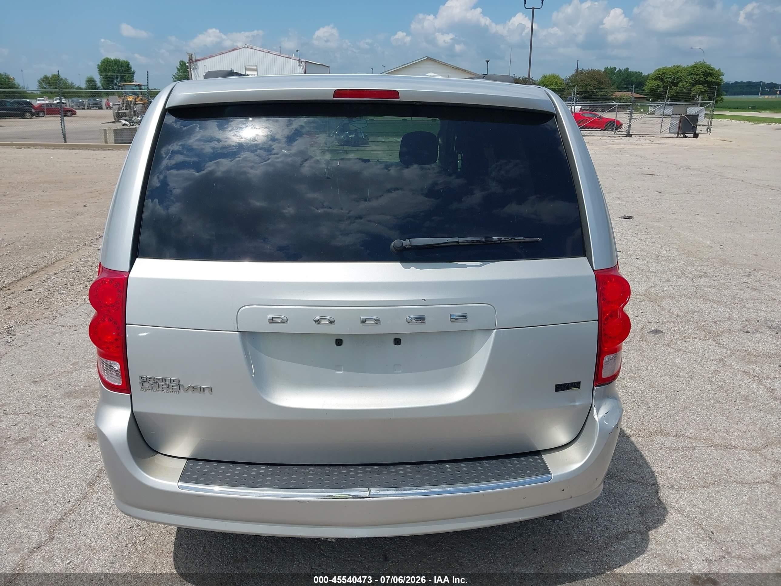 2012 Dodge Grand Caravan Sxt Silver vin: 2C4RDGCG4CR206302