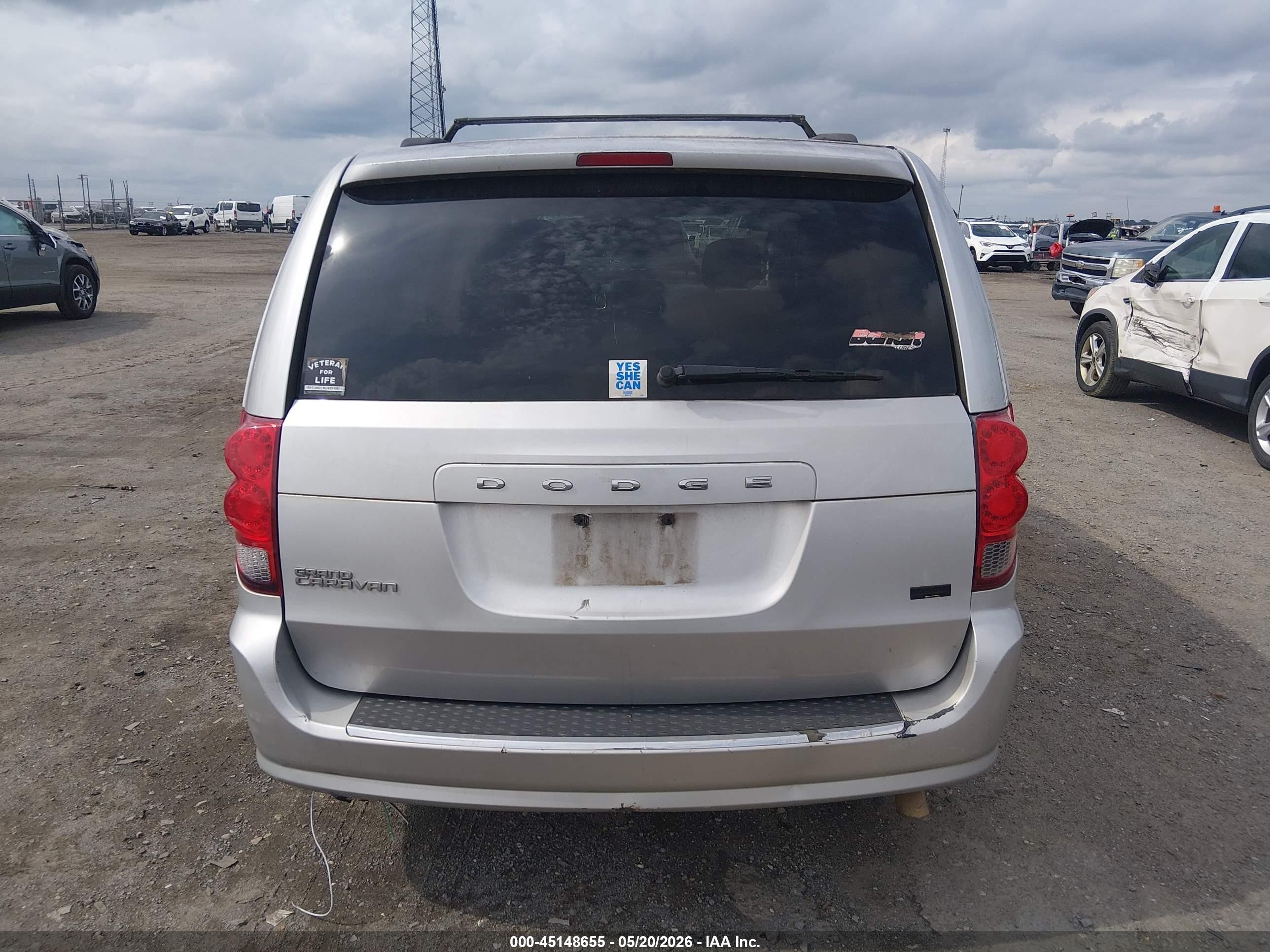 2012 Dodge Grand Caravan Sxt Silver vin: 2C4RDGCG4CR224296