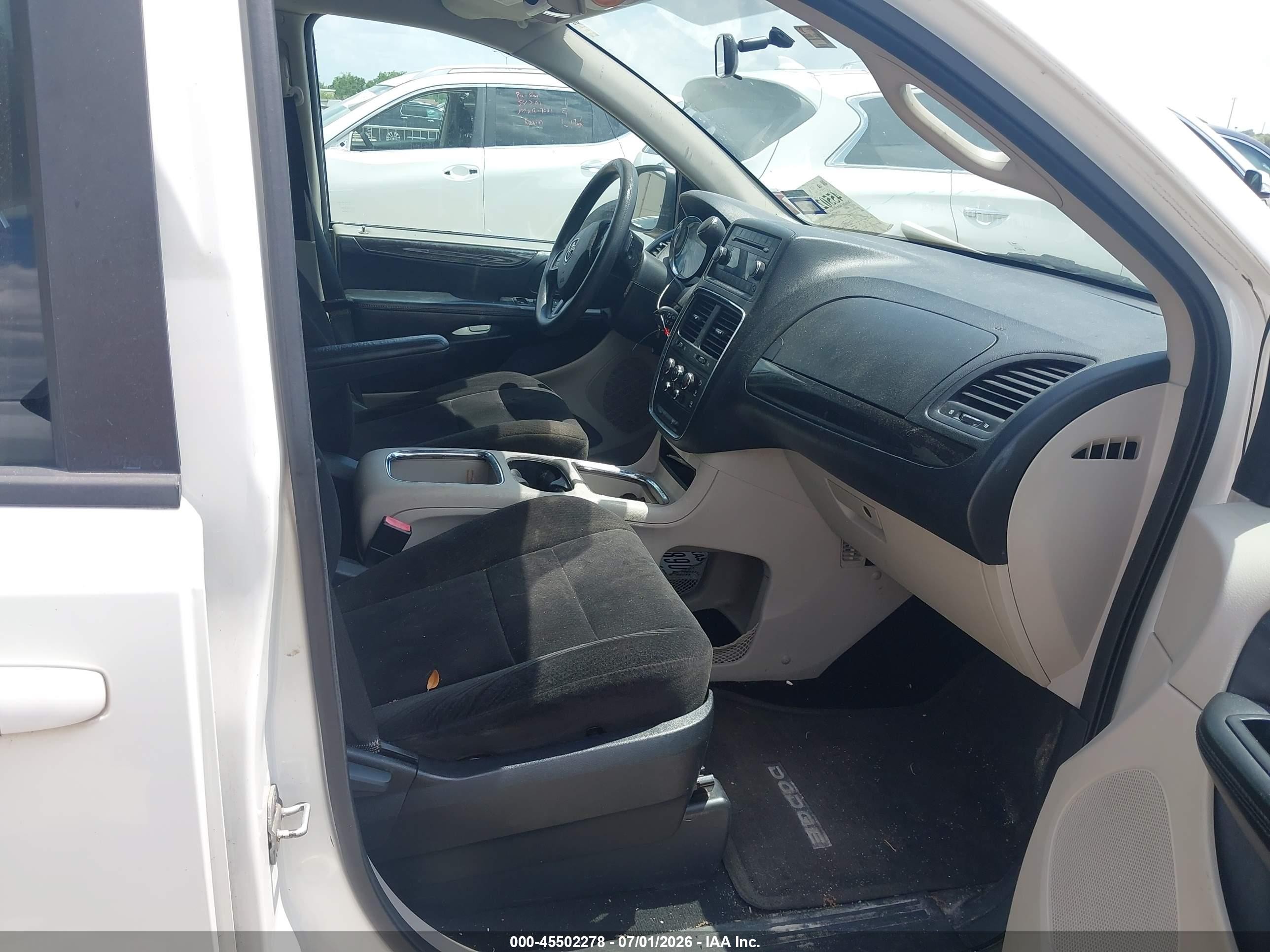 2012 Dodge Grand Caravan Sxt White vin: 2C4RDGCG4CR405897