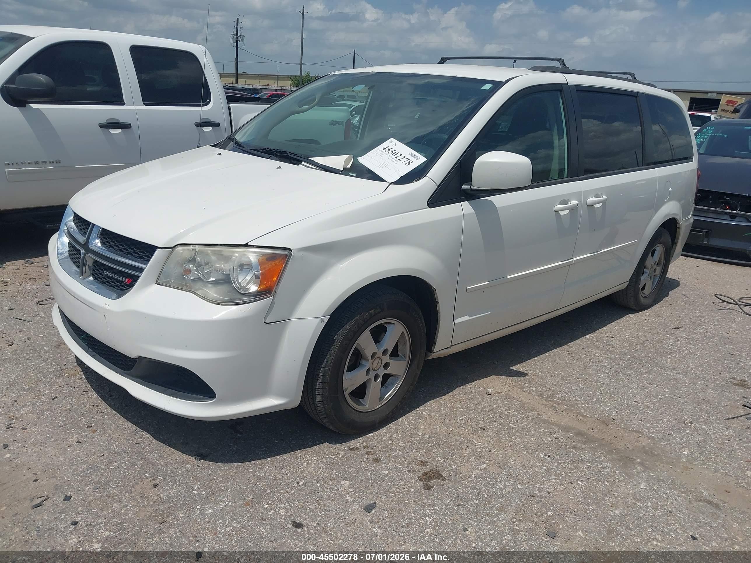 2012 Dodge Grand Caravan Sxt White vin: 2C4RDGCG4CR405897