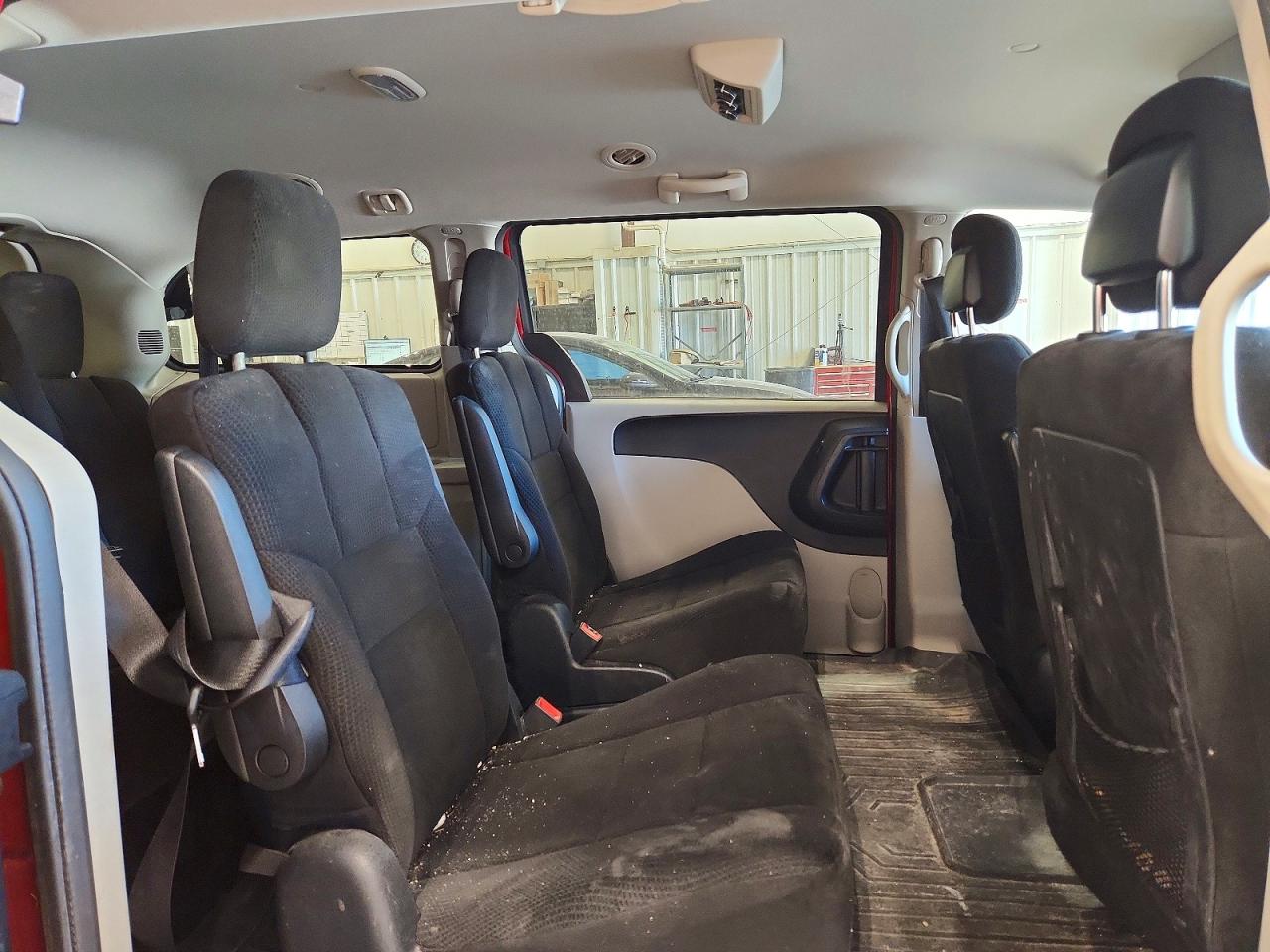 2013 Dodge Grand Caravan Sxt Red vin: 2C4RDGCG4DR527127