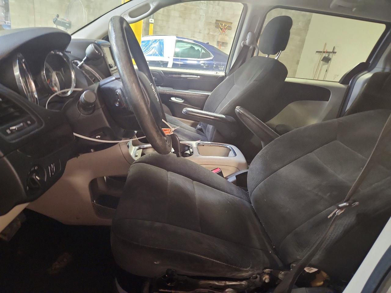 2013 Dodge Grand Caravan Sxt Silver vin: 2C4RDGCG4DR554117