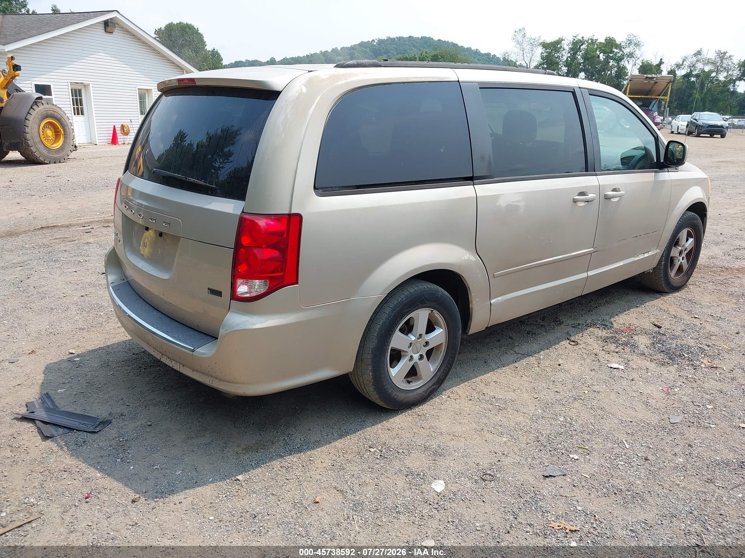 2013 Dodge Grand Caravan Sxt Beige vin: 2C4RDGCG4DR581219