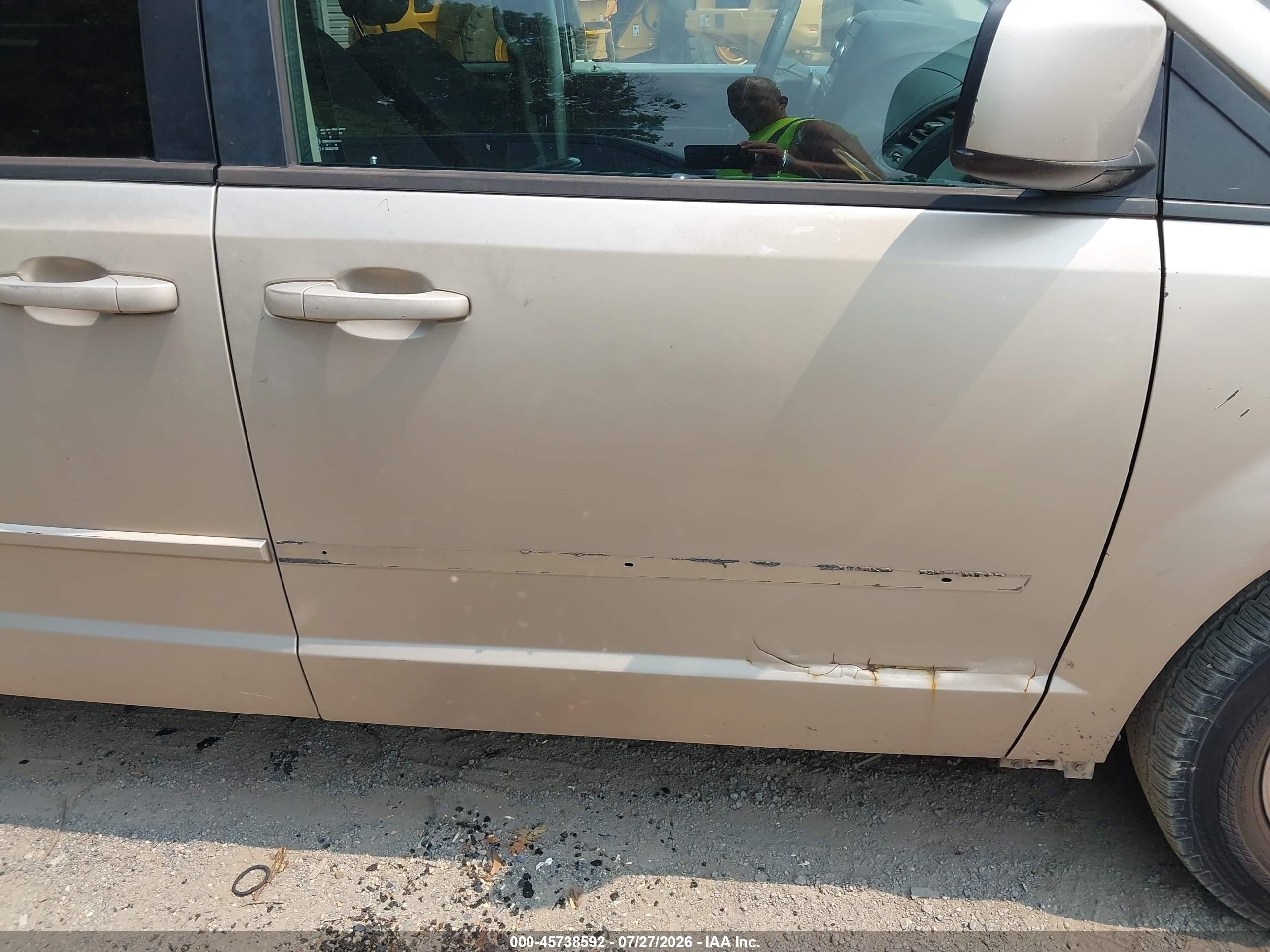 2013 Dodge Grand Caravan Sxt Beige vin: 2C4RDGCG4DR581219