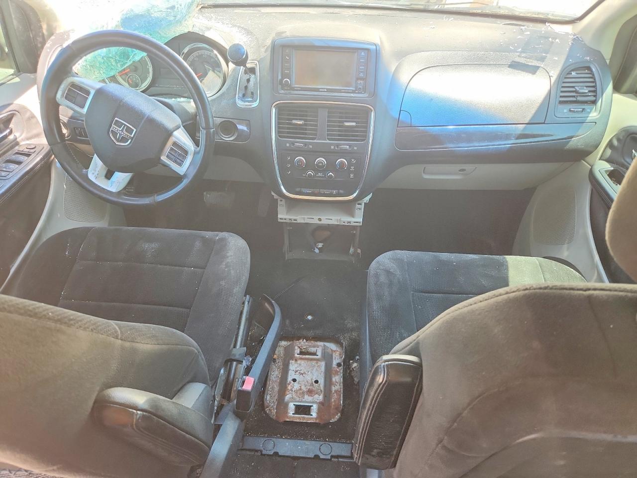 2013 Dodge Grand Cara Tan vin: 2C4RDGCG4DR628281