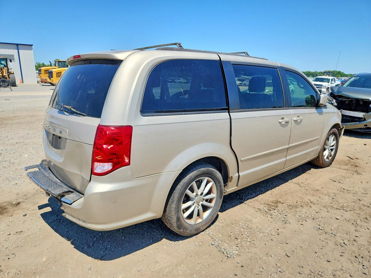 2013 Dodge Grand Cara Tan vin: 2C4RDGCG4DR628281