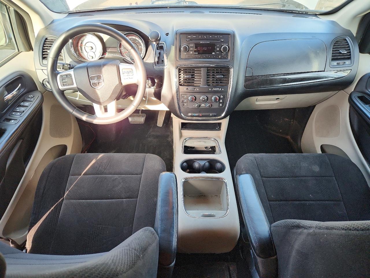 2013 Dodge Caravan Tan vin: 2C4RDGCG4DR660552