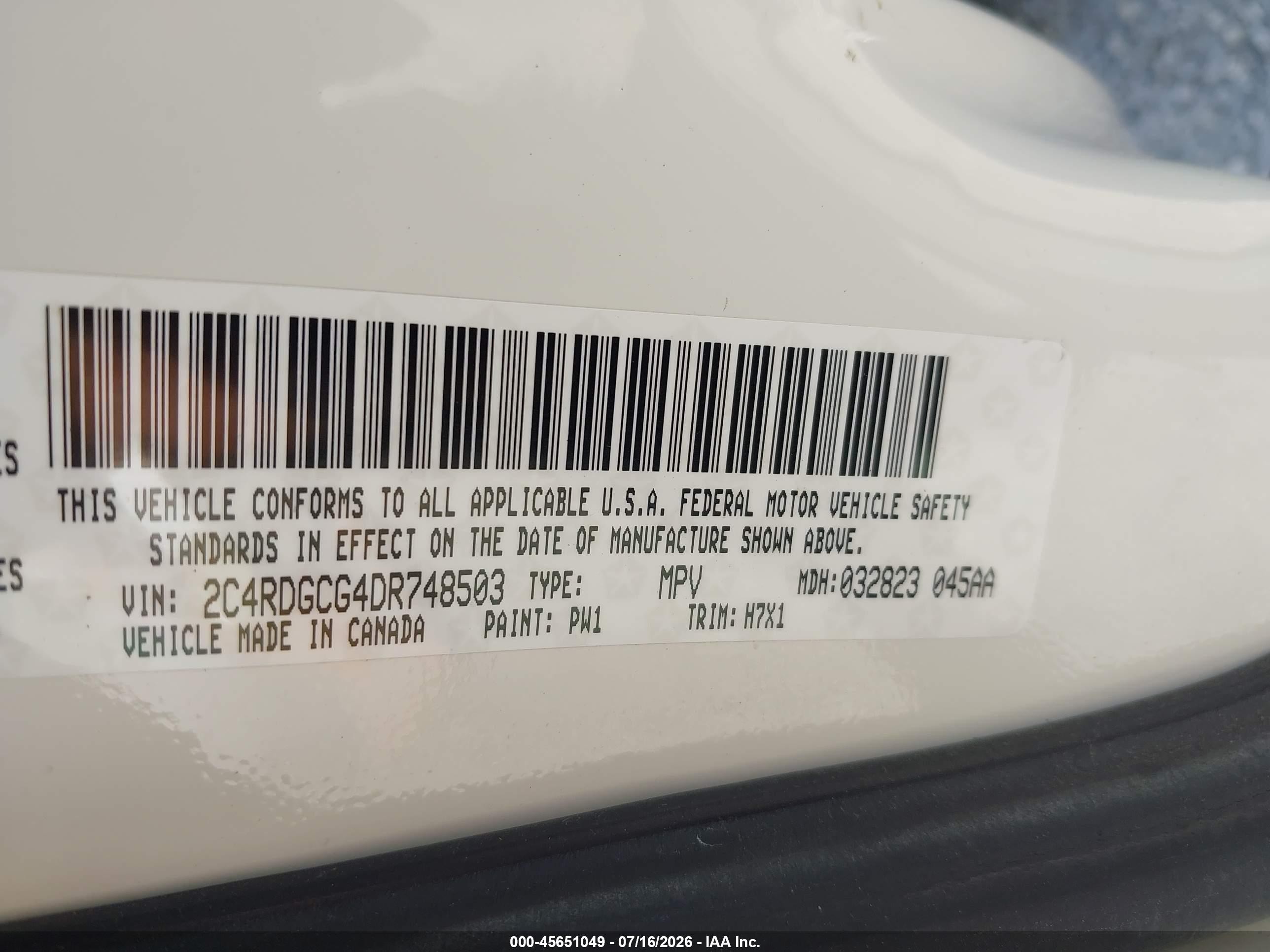 2013 Dodge Grand Caravan Sxt White vin: 2C4RDGCG4DR748503