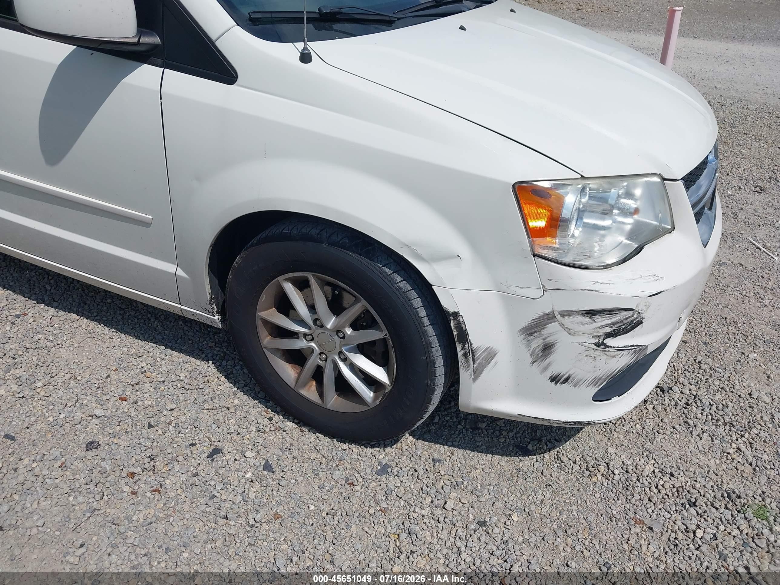 2013 Dodge Grand Caravan Sxt White vin: 2C4RDGCG4DR748503