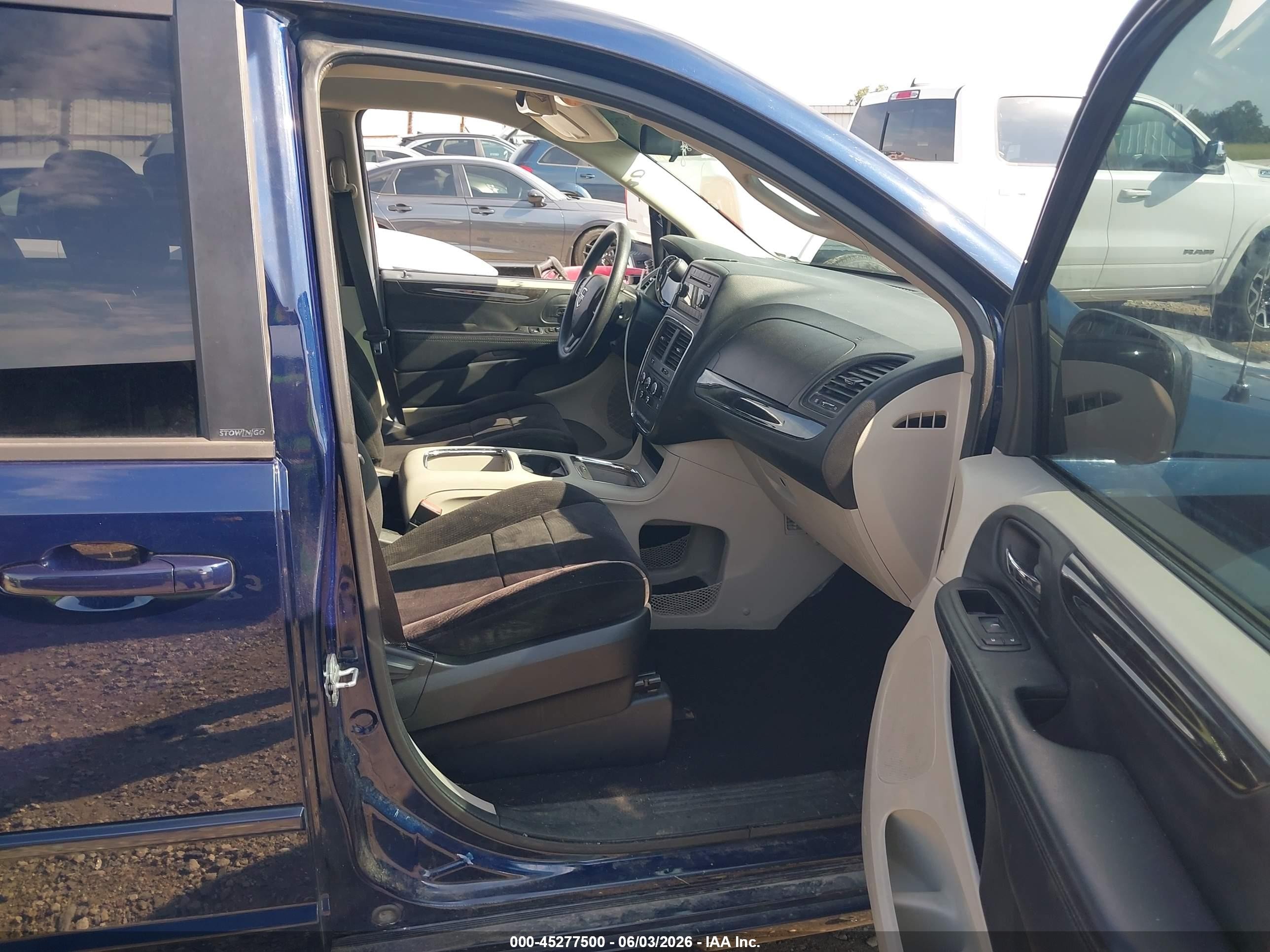 2014 Dodge Grand Caravan Sxt Blue vin: 2C4RDGCG4ER121687