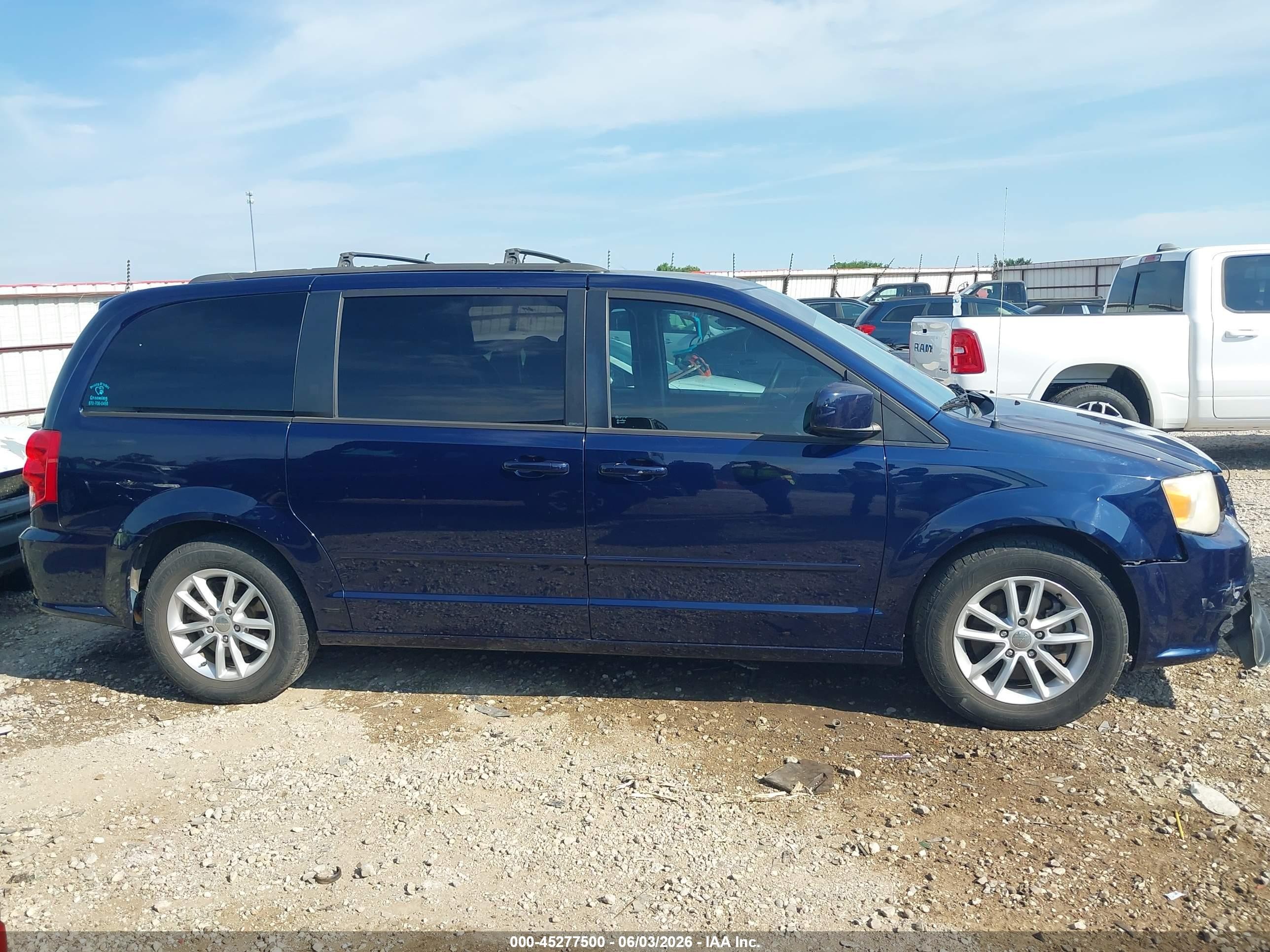2014 Dodge Grand Caravan Sxt Blue vin: 2C4RDGCG4ER121687