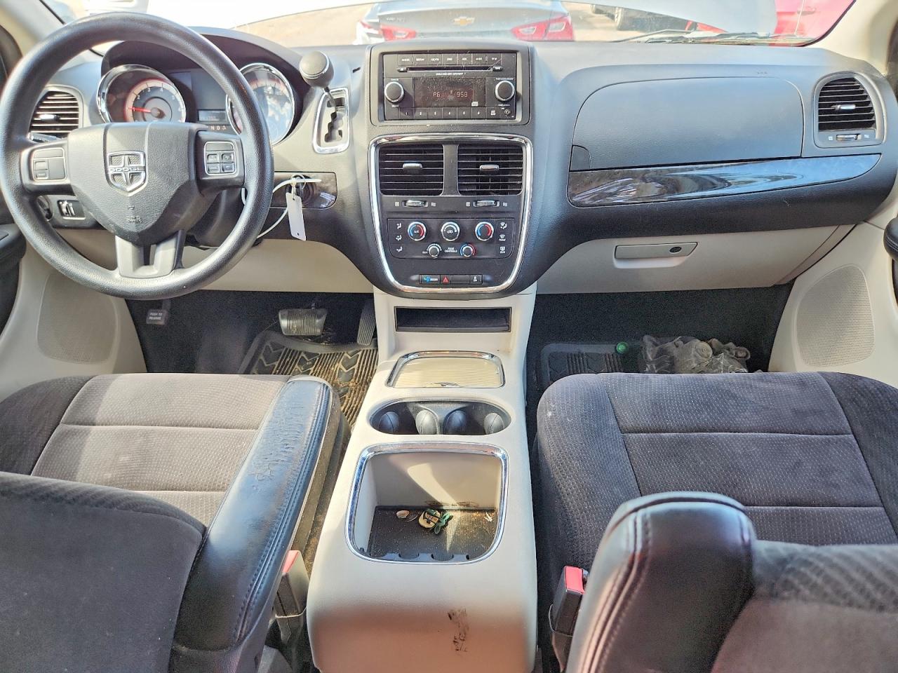2014 Dodge Caravan Silver vin: 2C4RDGCG4ER128056