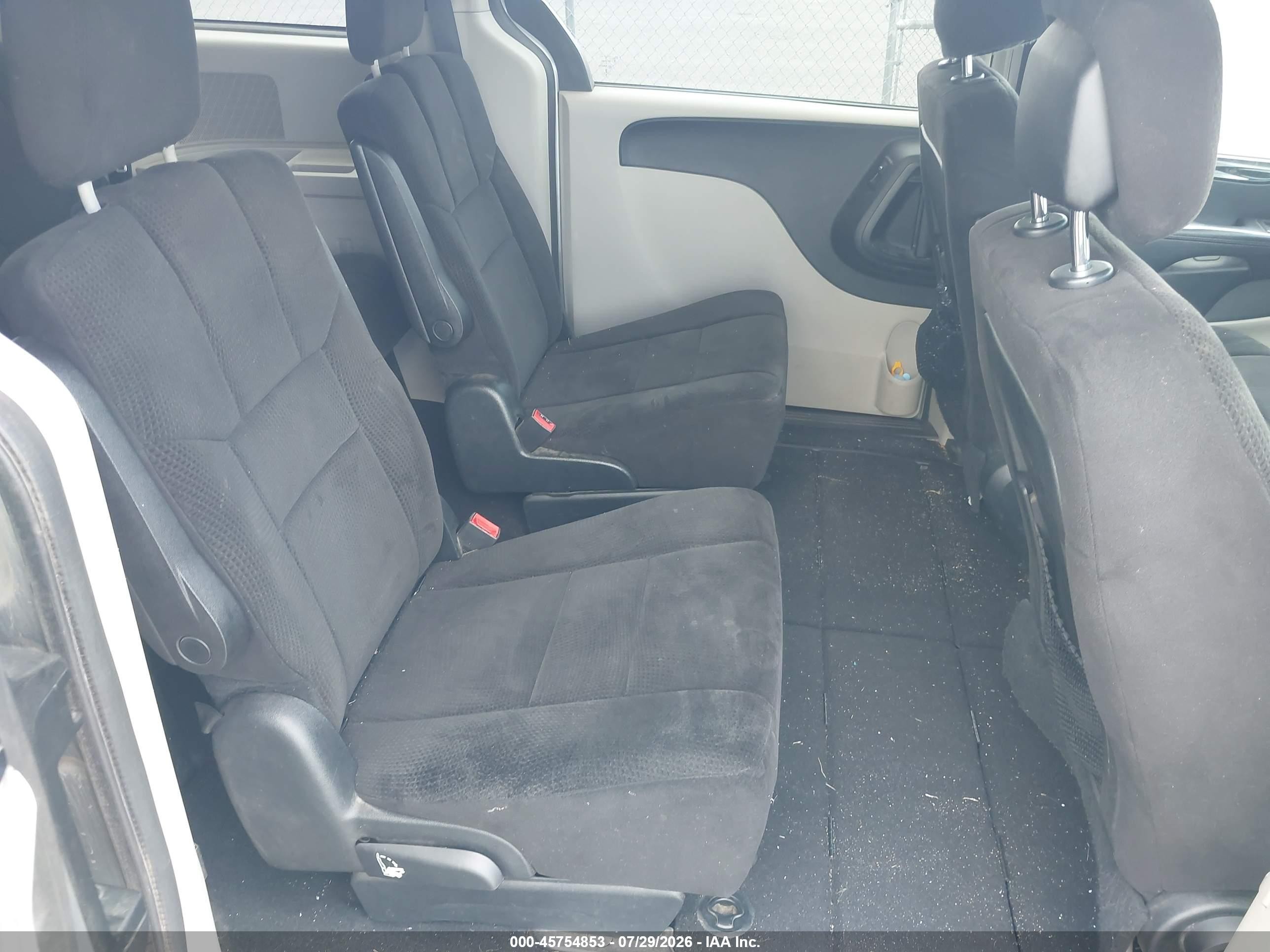 2014 Dodge Grand Caravan Sxt Silver vin: 2C4RDGCG4ER155760